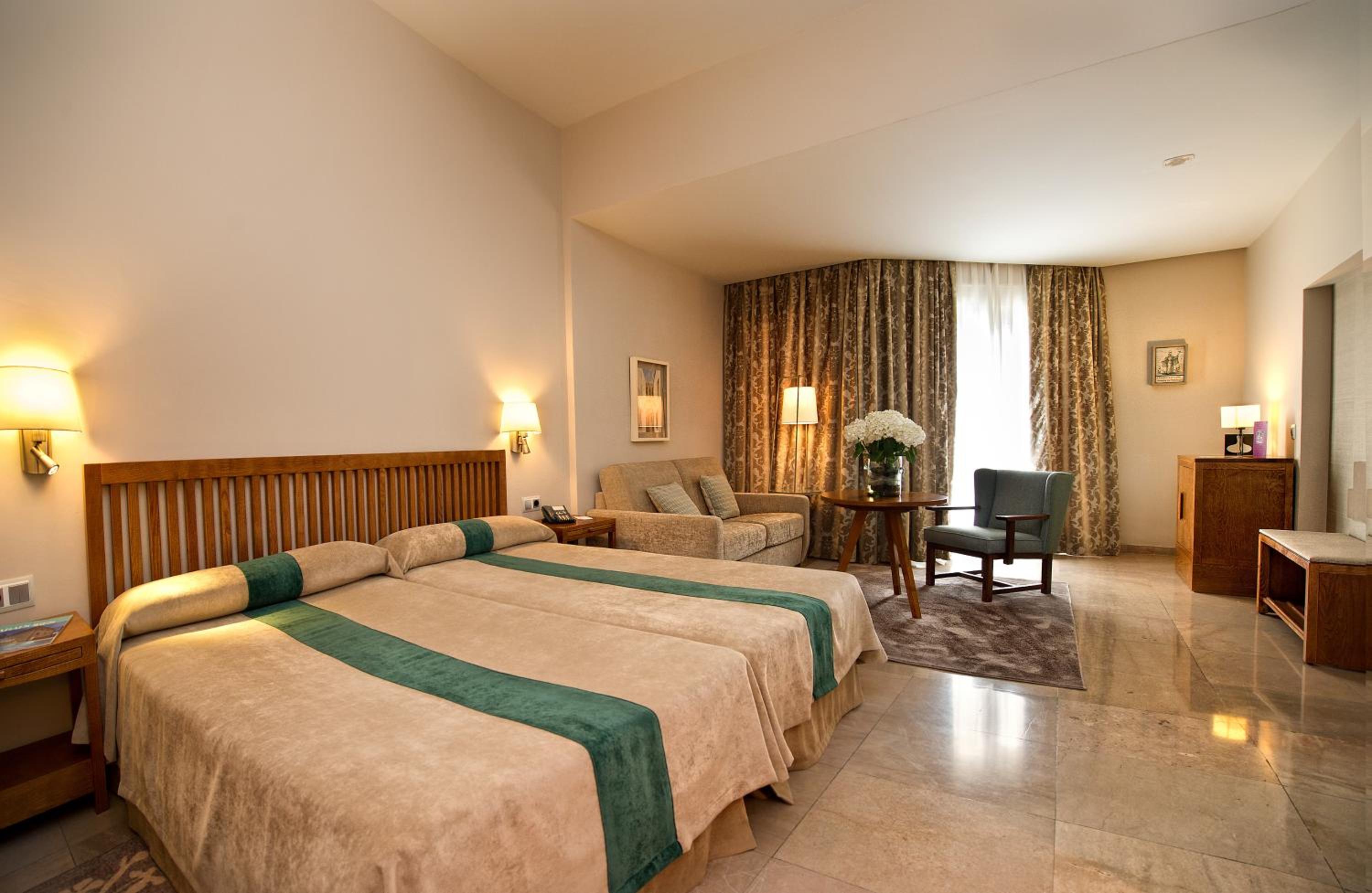 Superior Double Room - Photo 1
