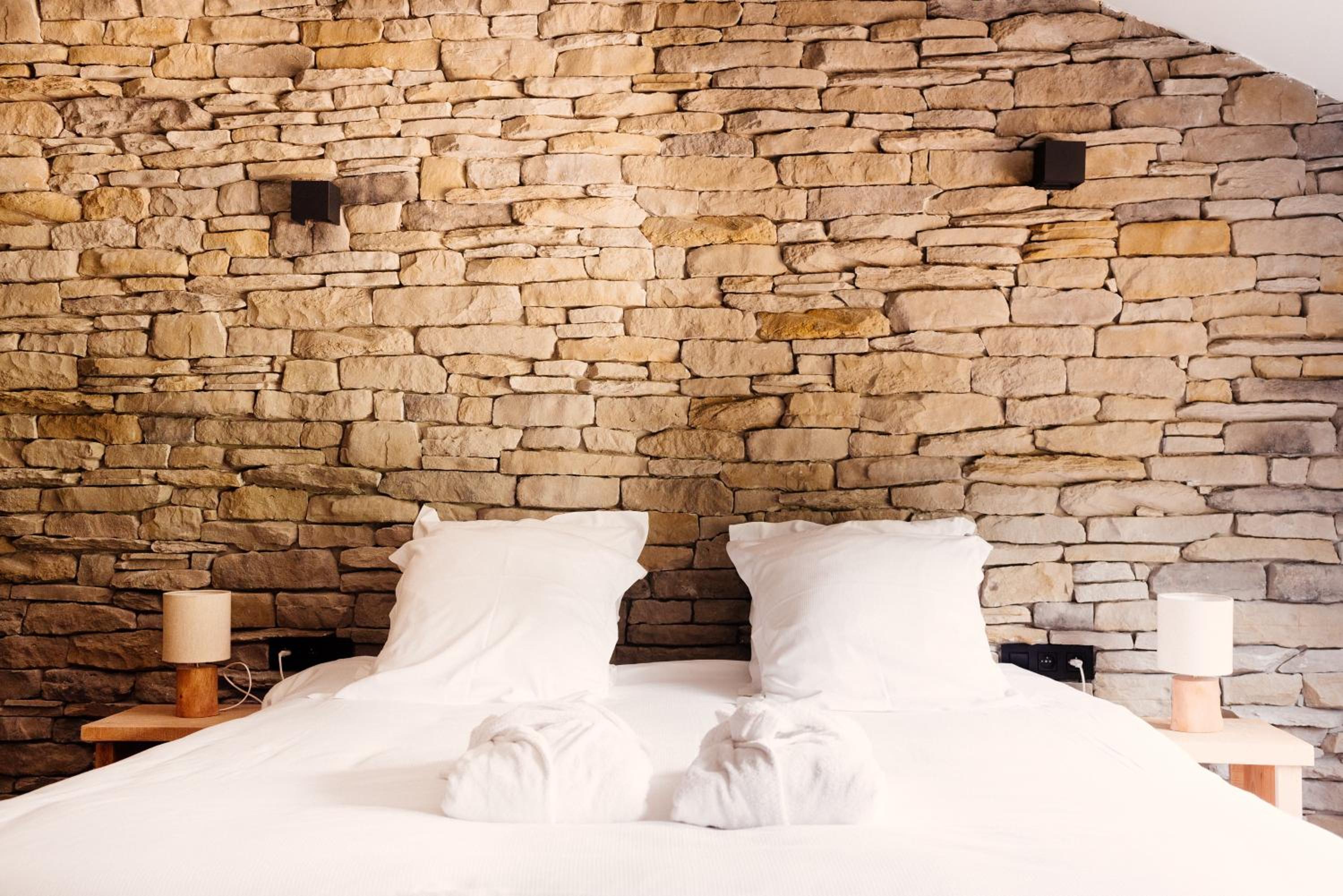 Superior King Room - Photo 1