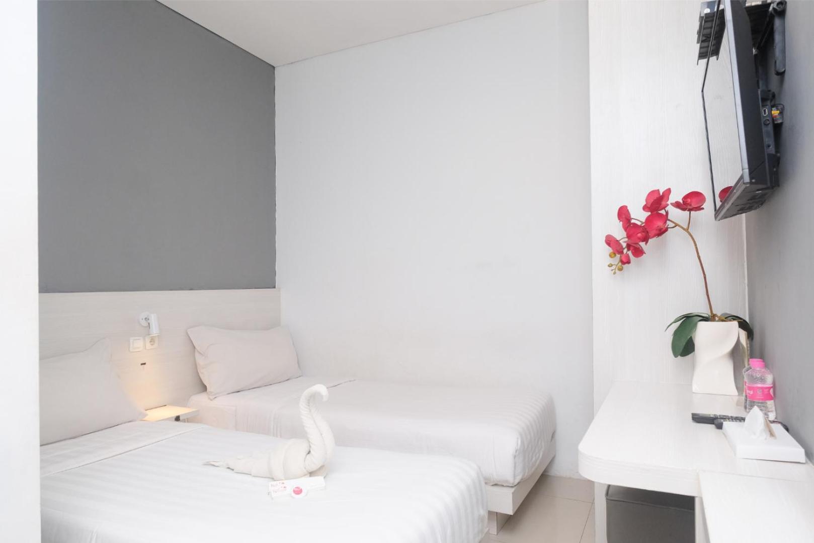Superior Twin Room - Photo 4