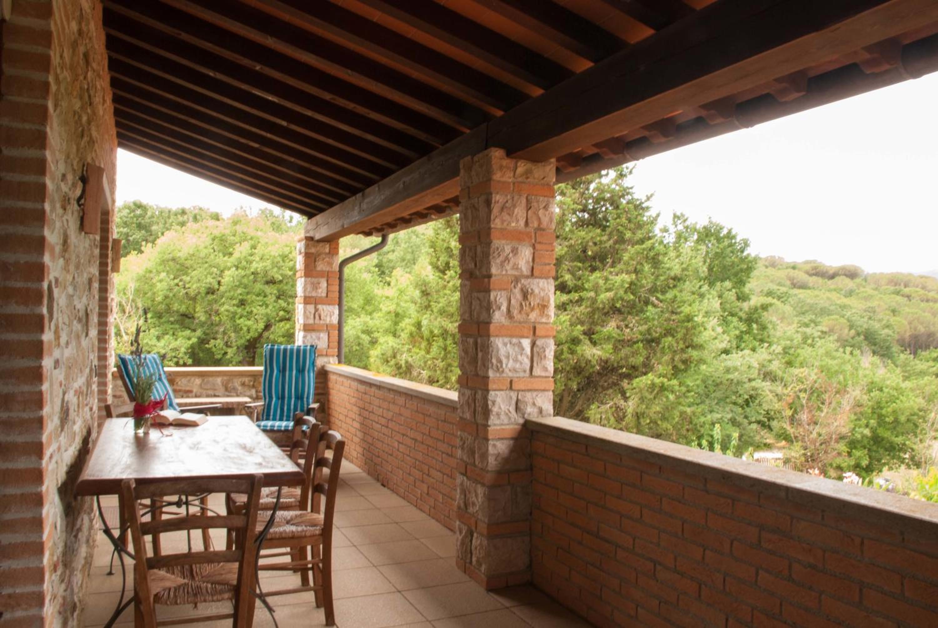 Suite with Lake View - Photo 3