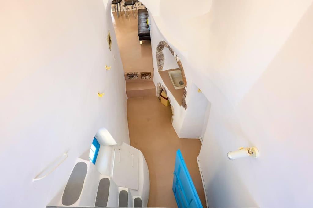 One-Bedroom House photo 1