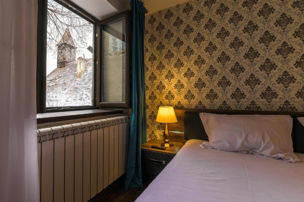 Deluxe Triple Room - Photo 18