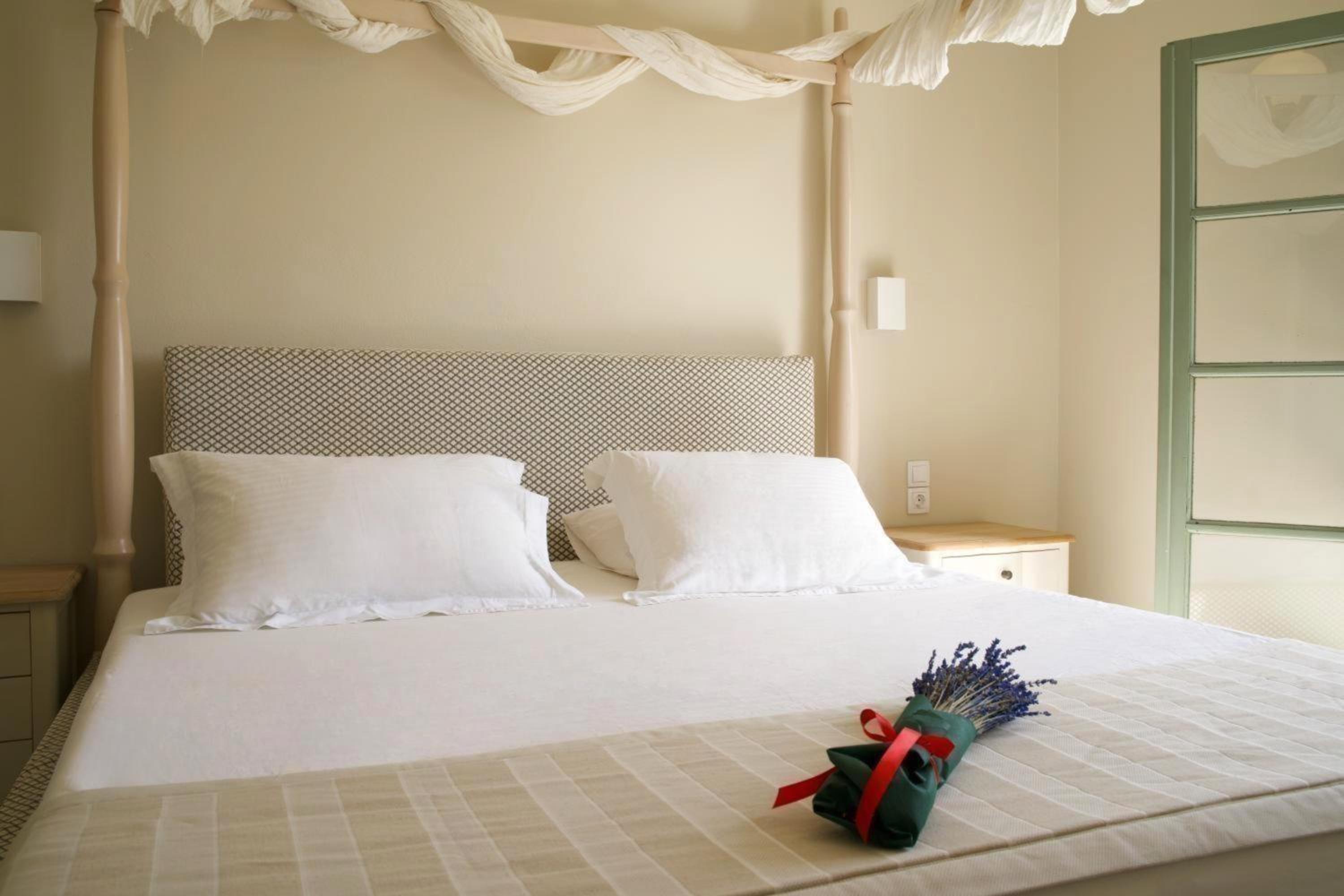 Deluxe Double Room with Balcony and Sea View