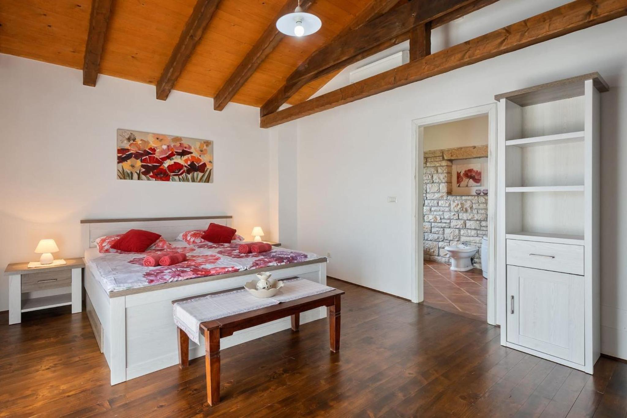 Three-Bedroom House photo 3