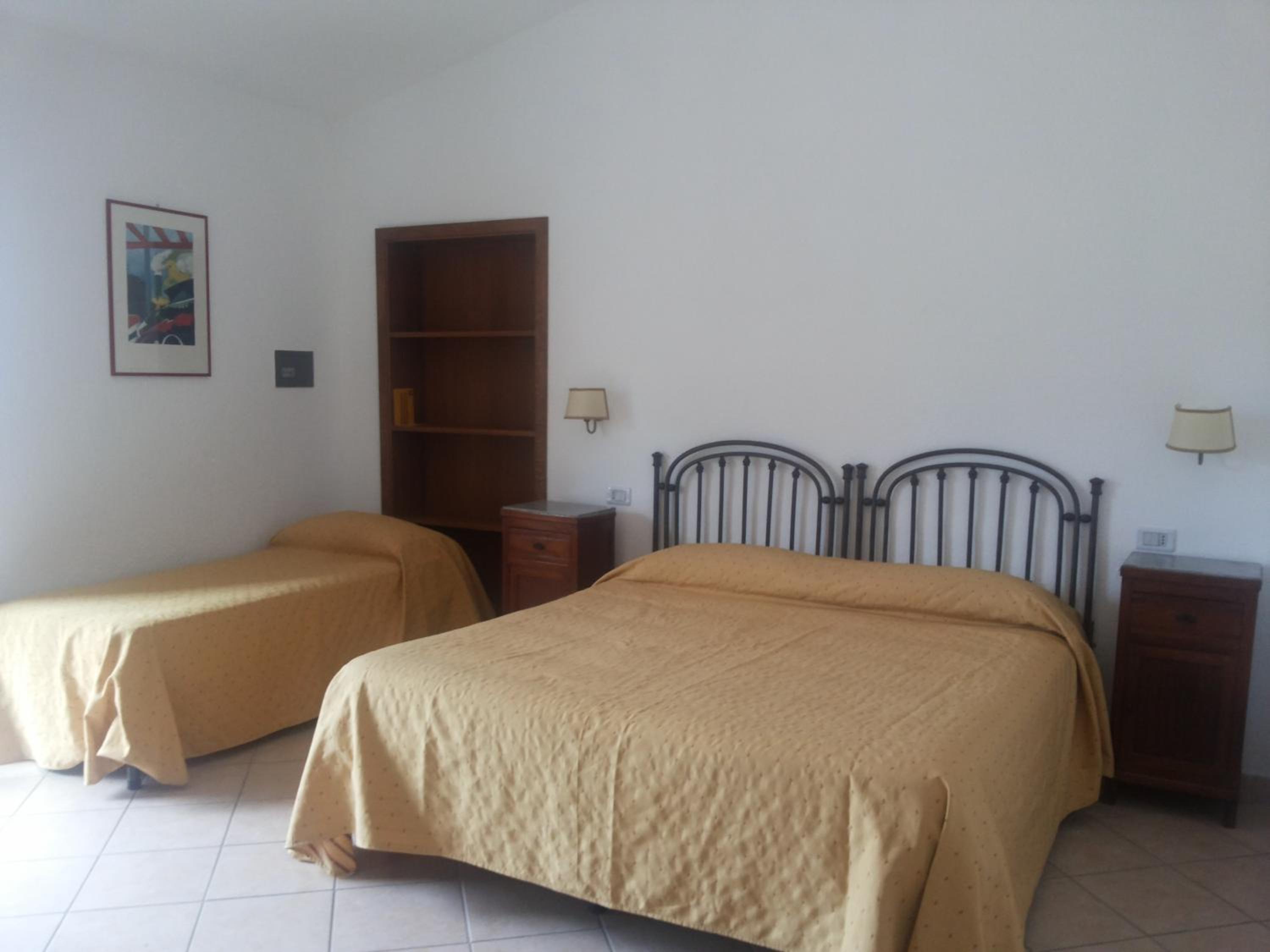 Triple Room with Terrace photo 1