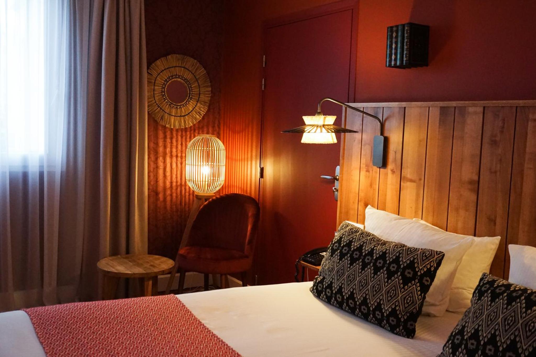 Standard King Room - Photo 6