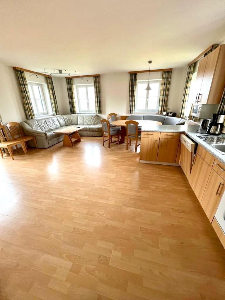 Three-Bedroom Apartment - Photo 6
