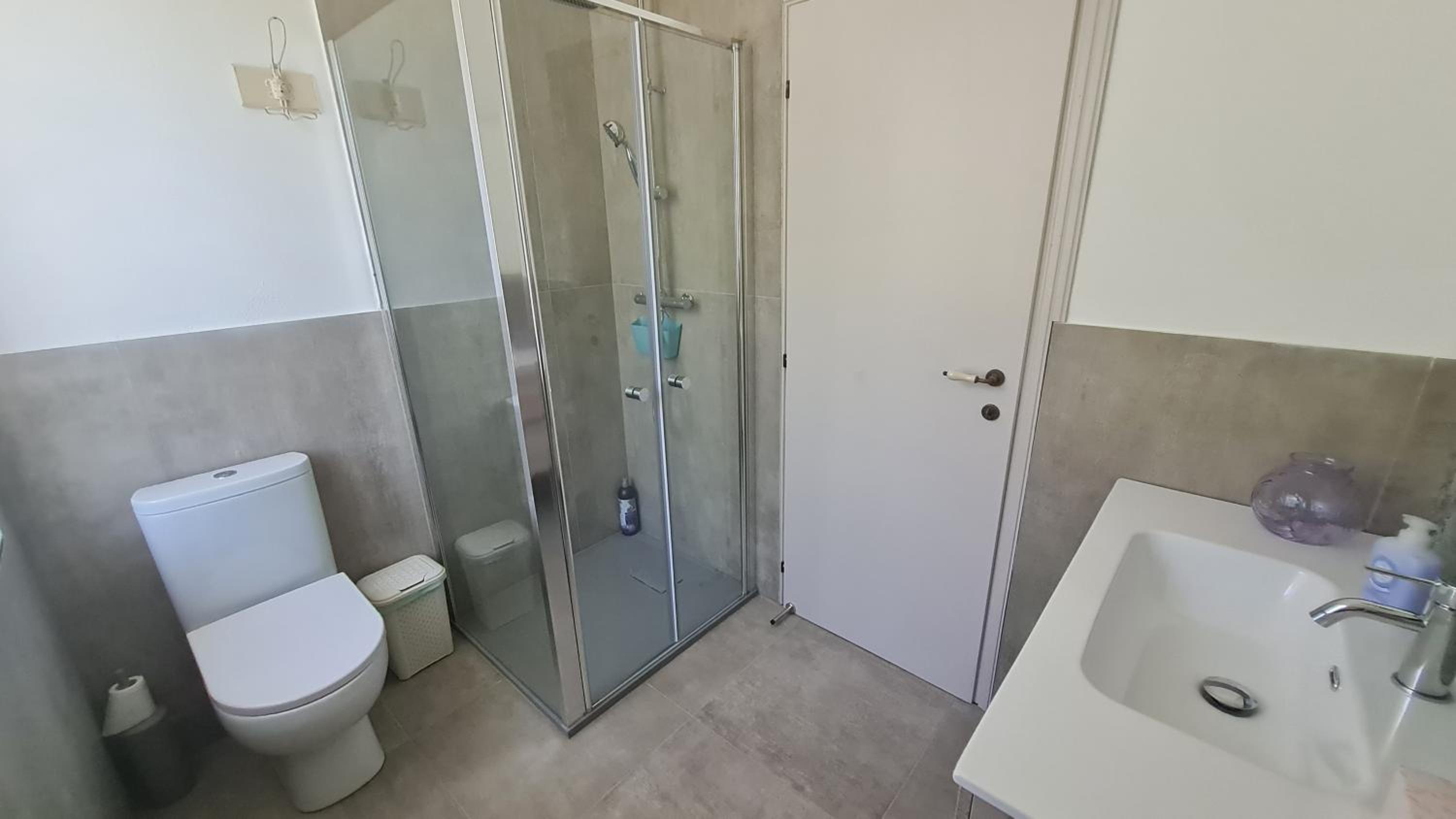 One-Bedroom House photo 3