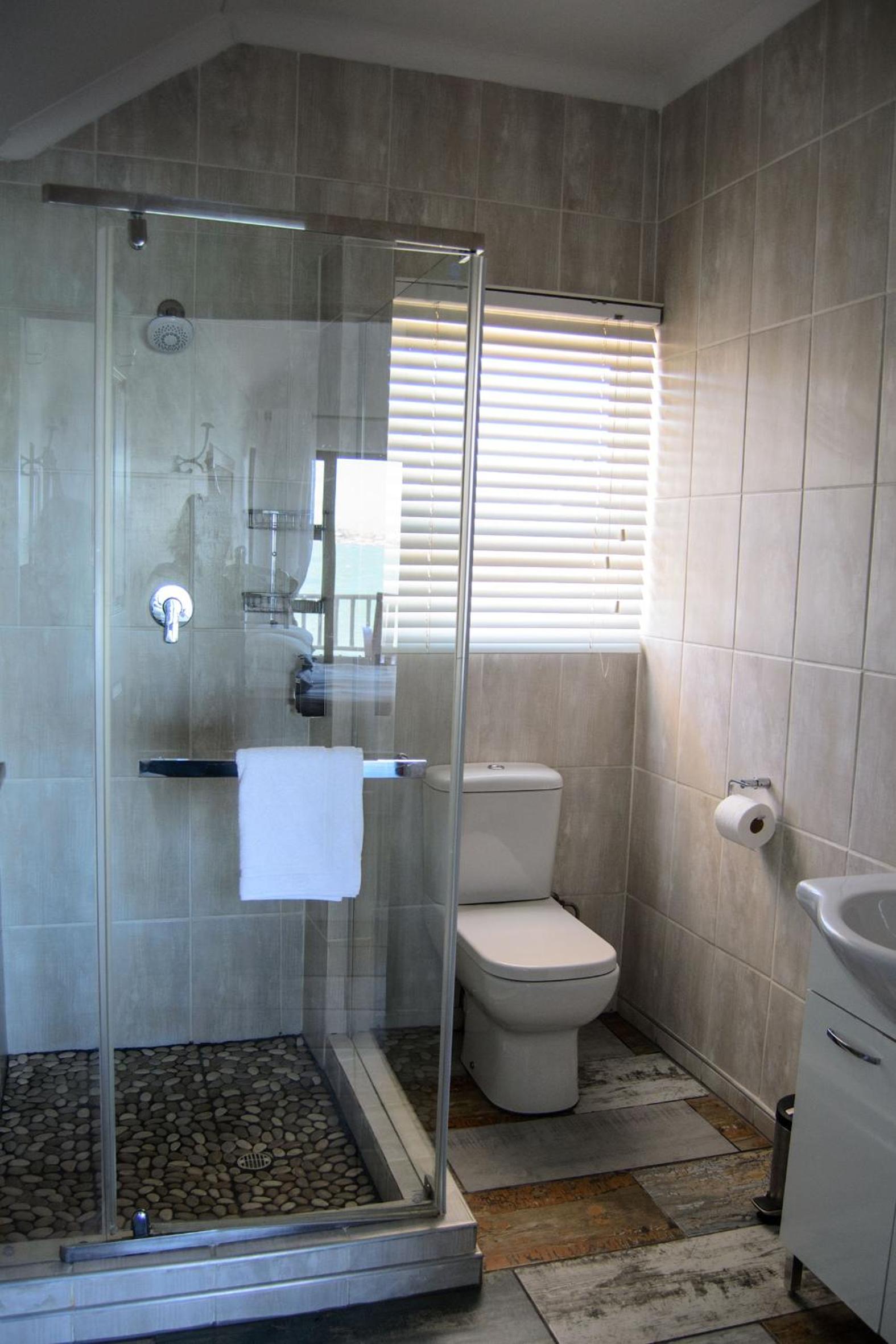 Twin/Double Room photo 3