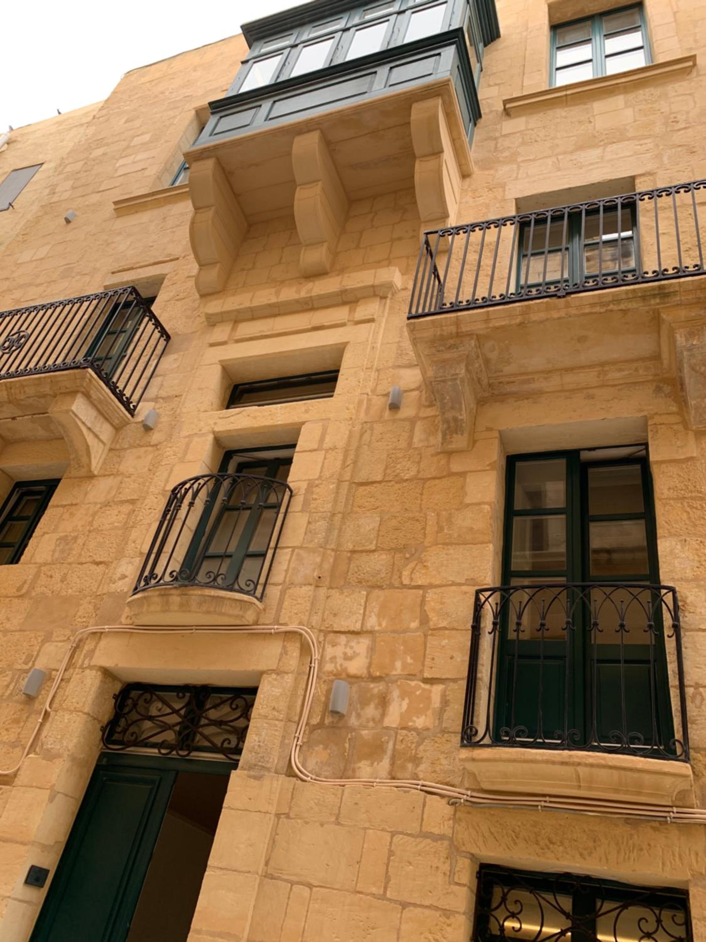One-Bedroom Apartment with Terrace photo 3