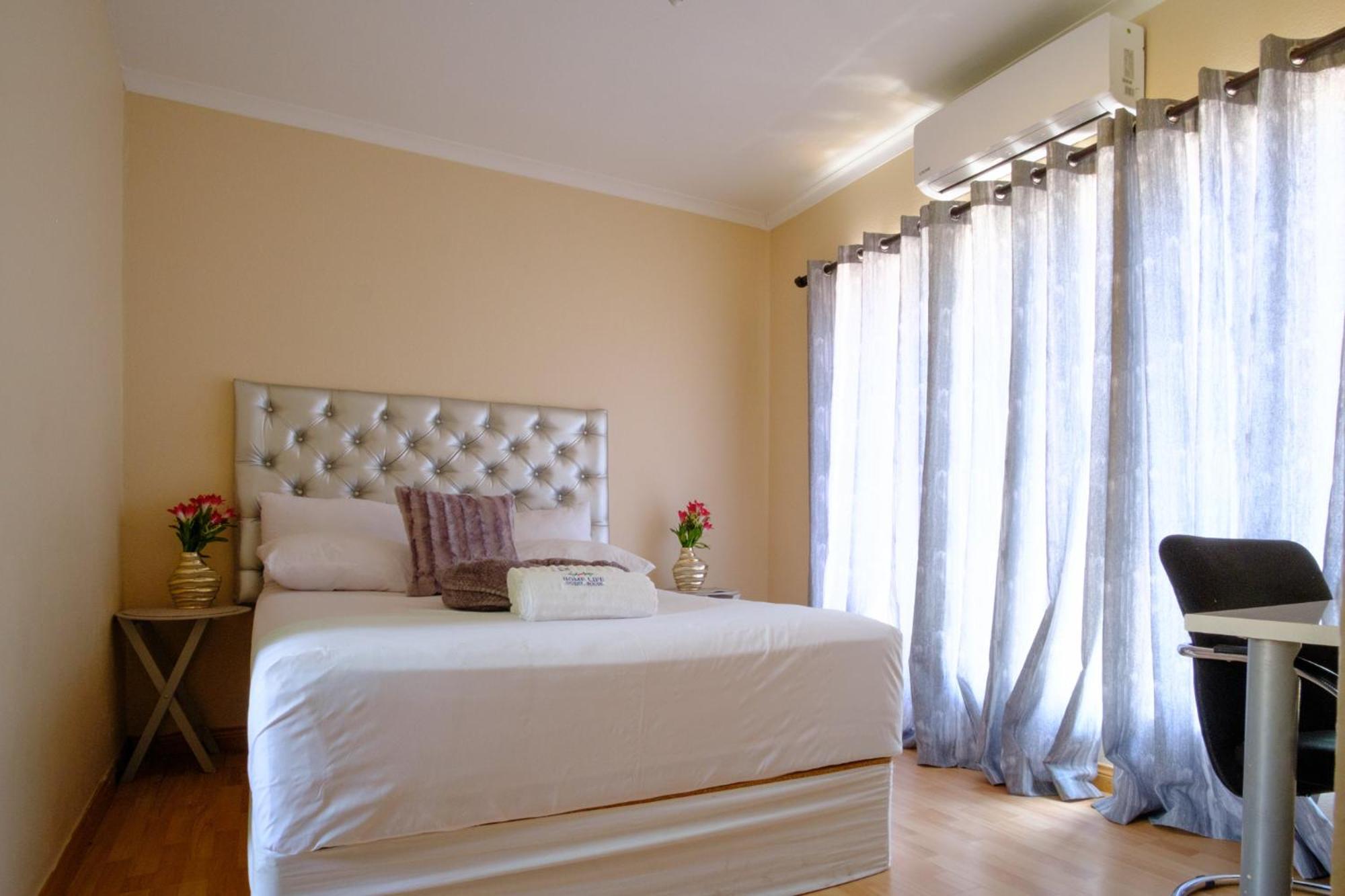 Deluxe Double Room with Shower photo 3