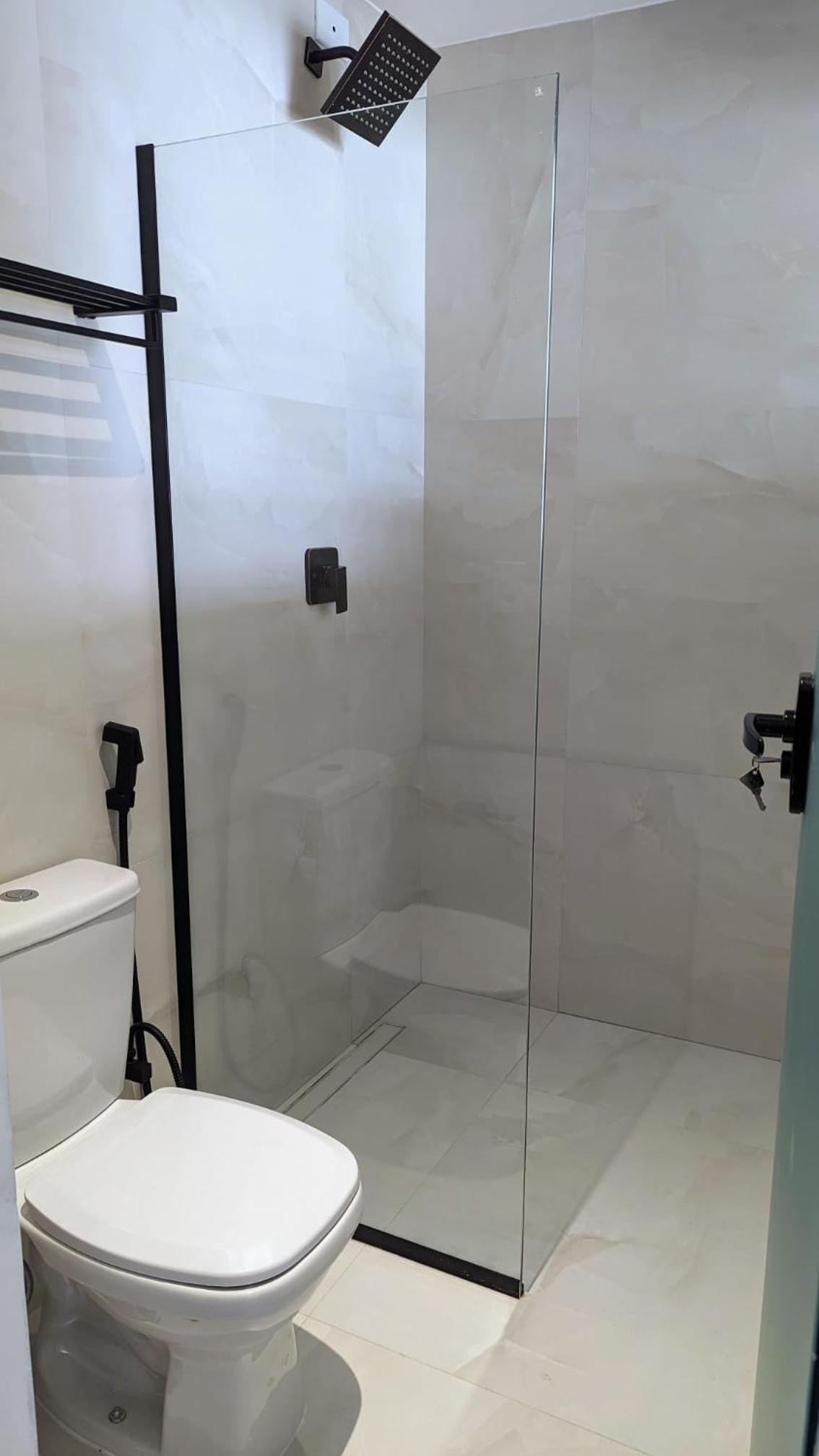 Double Room with Sea View thumbnail 5