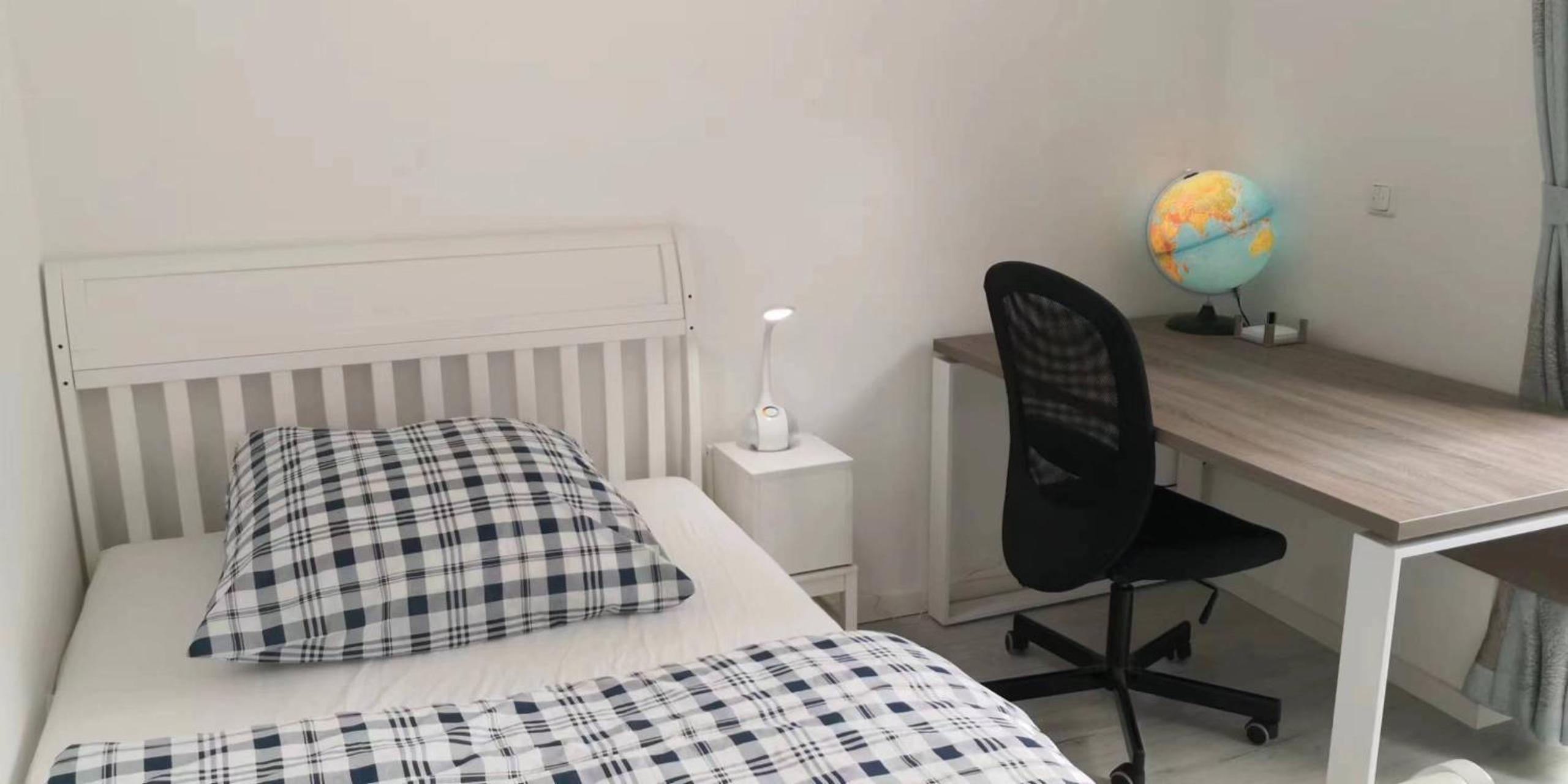 Three-Bedroom House photo 1