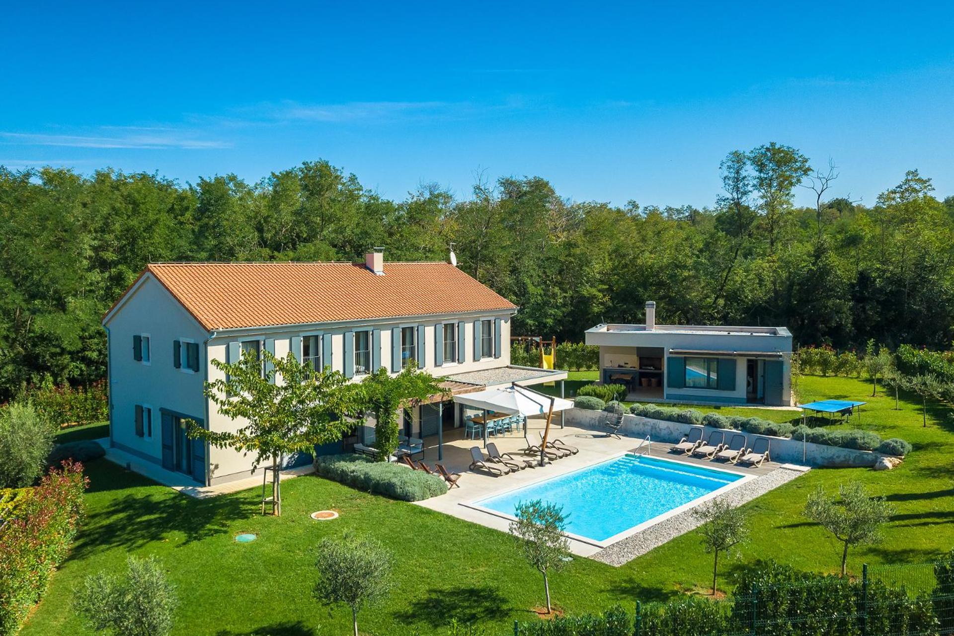 Villa with Private Pool photo 2