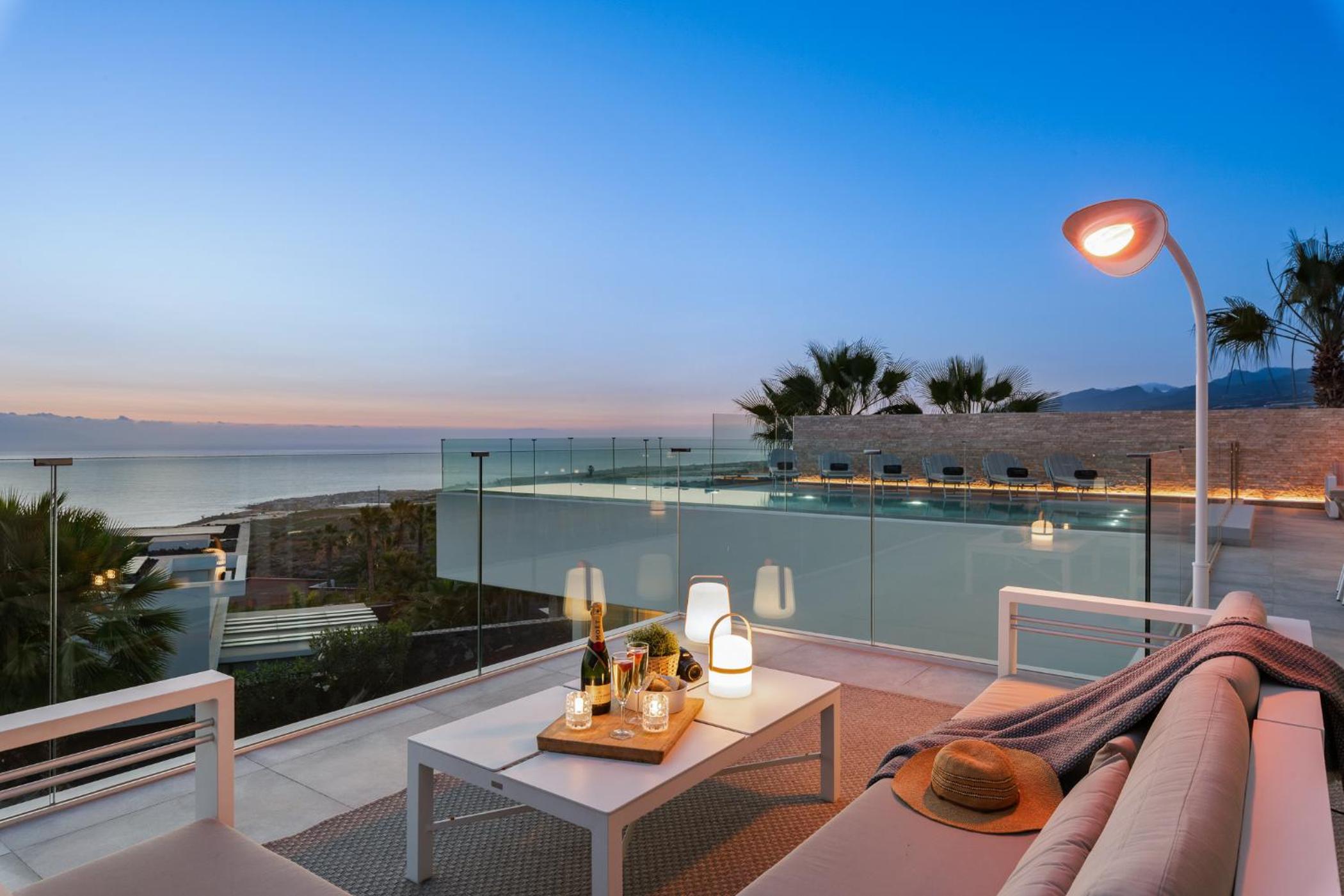 Villa photo 3