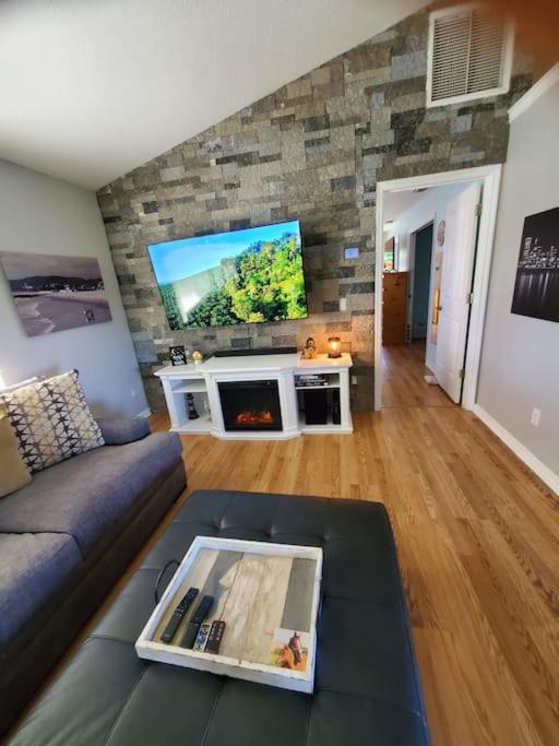 Two-Bedroom House photo 1