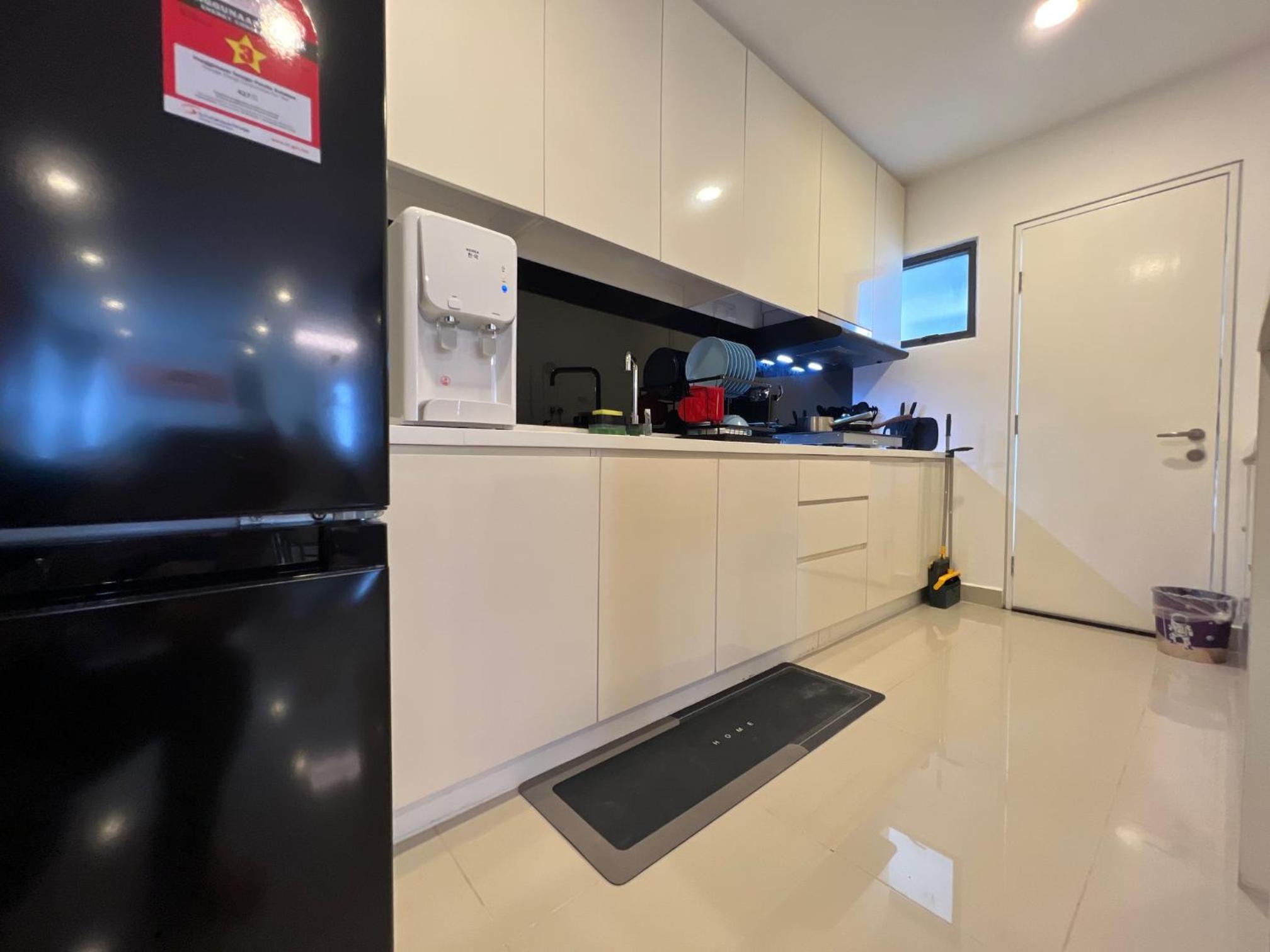 Two-Bedroom Suite - Photo 16