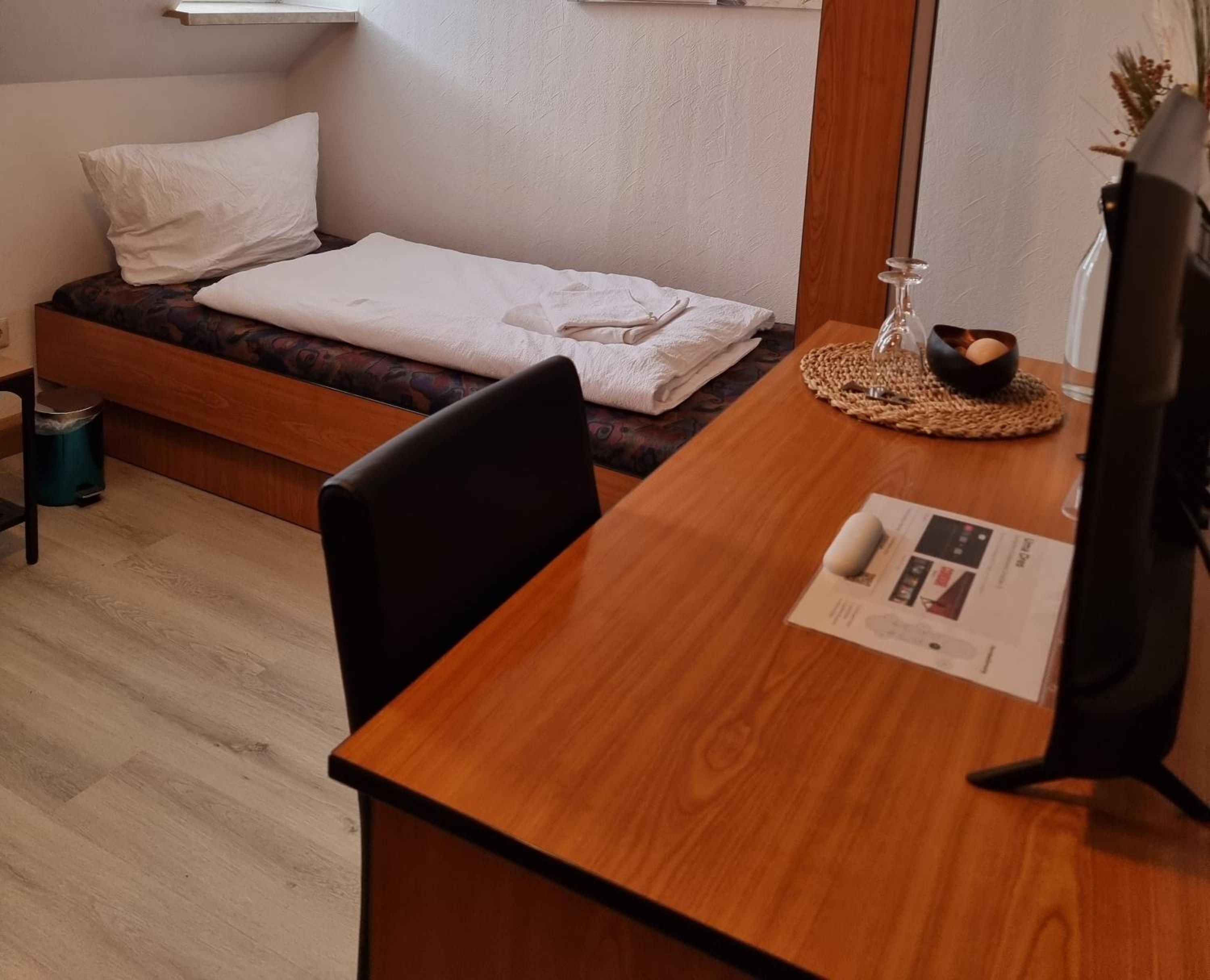 Standard Twin Room photo 1