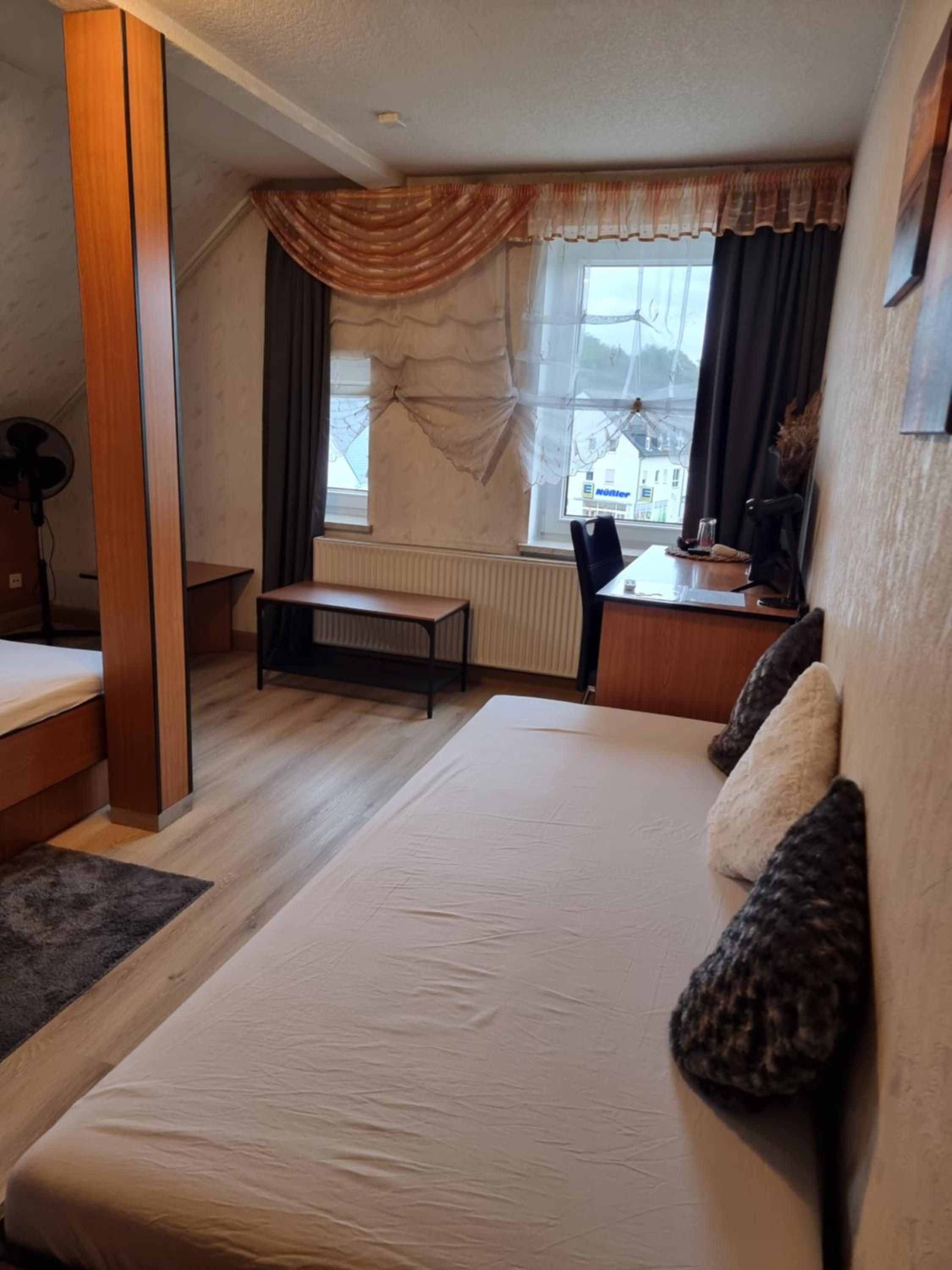 Superior Double or Twin Room photo 2