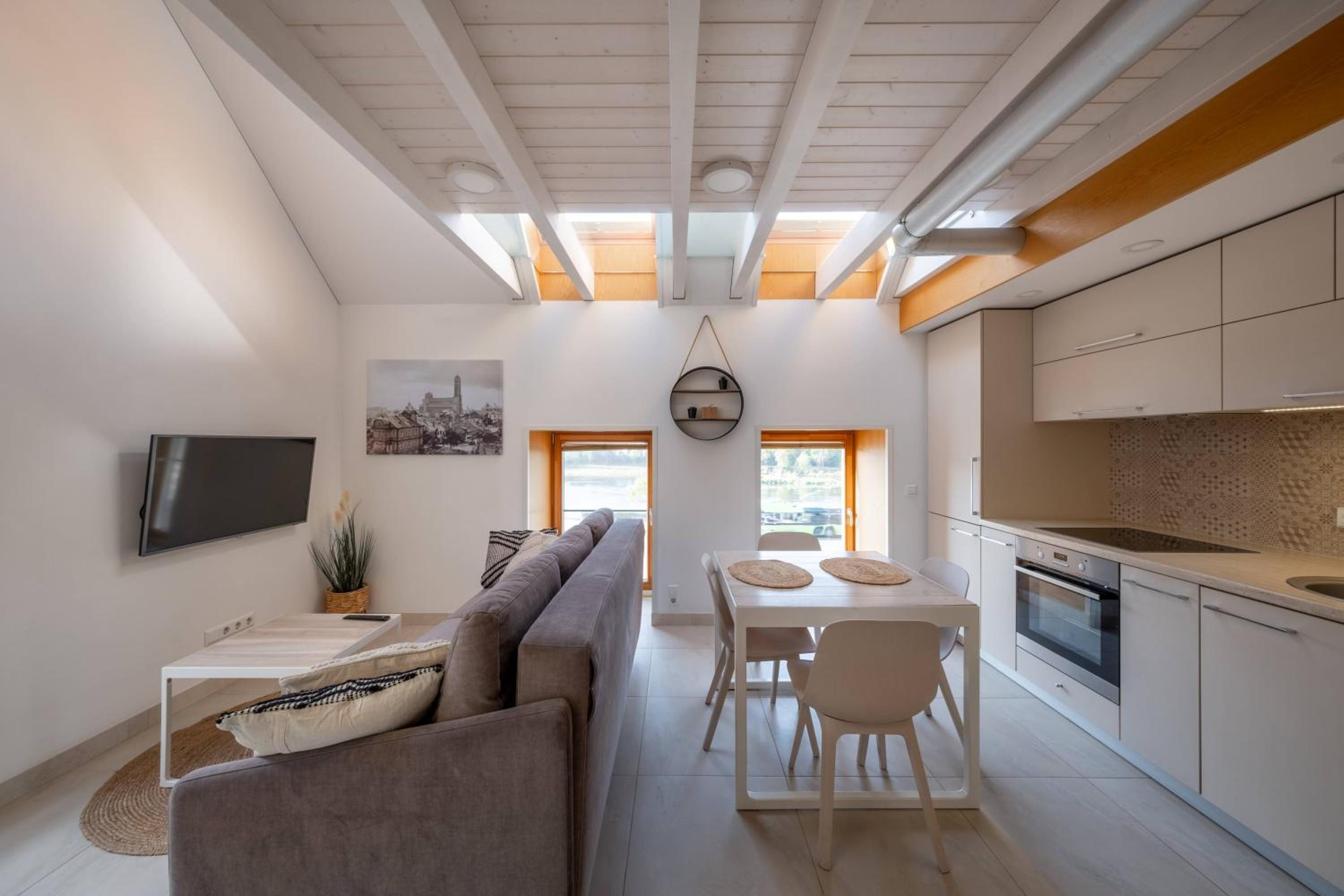 Luxury Apartment with a River View photo 2