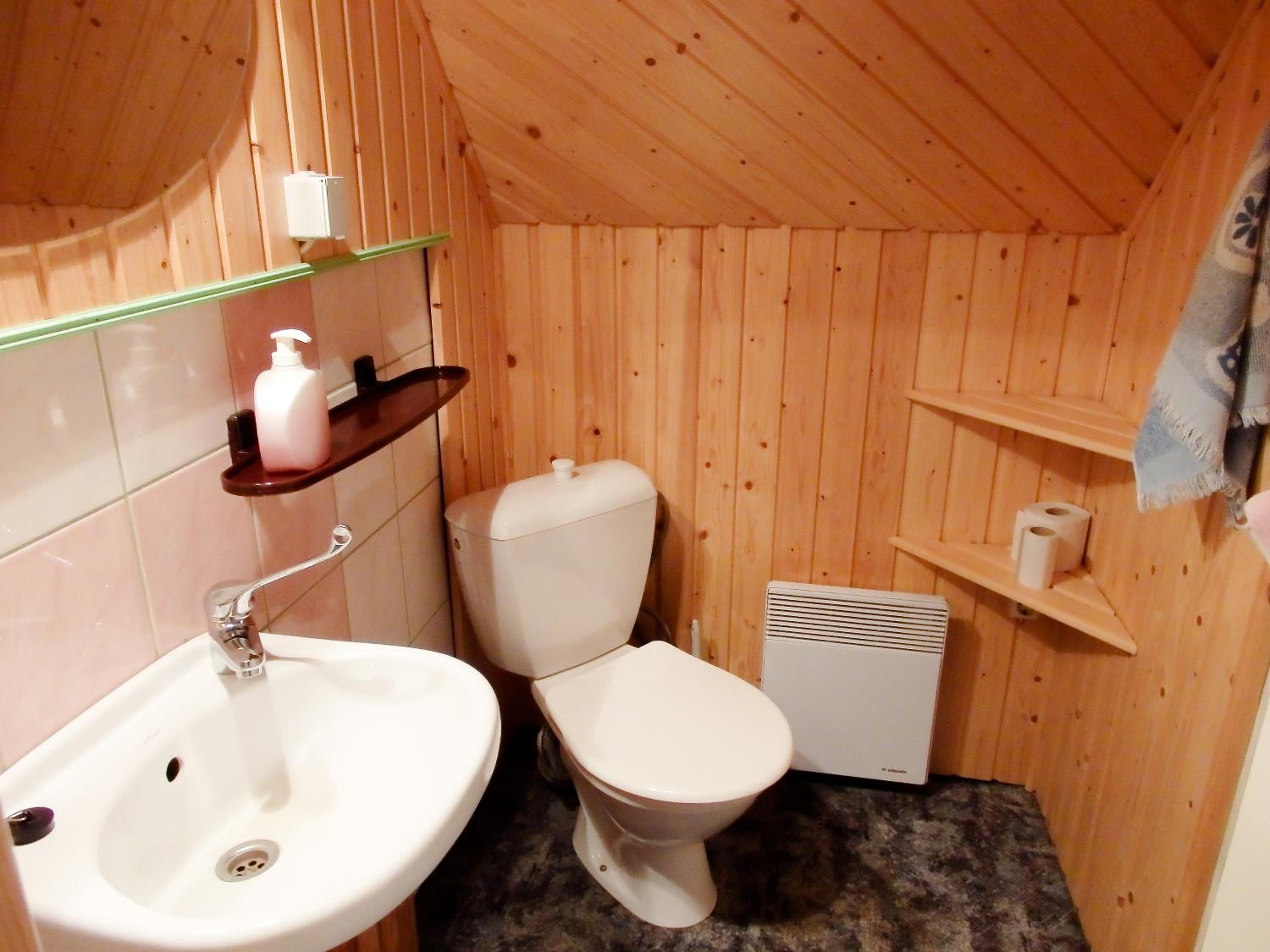 Double Room with Private Bathroom photo 3