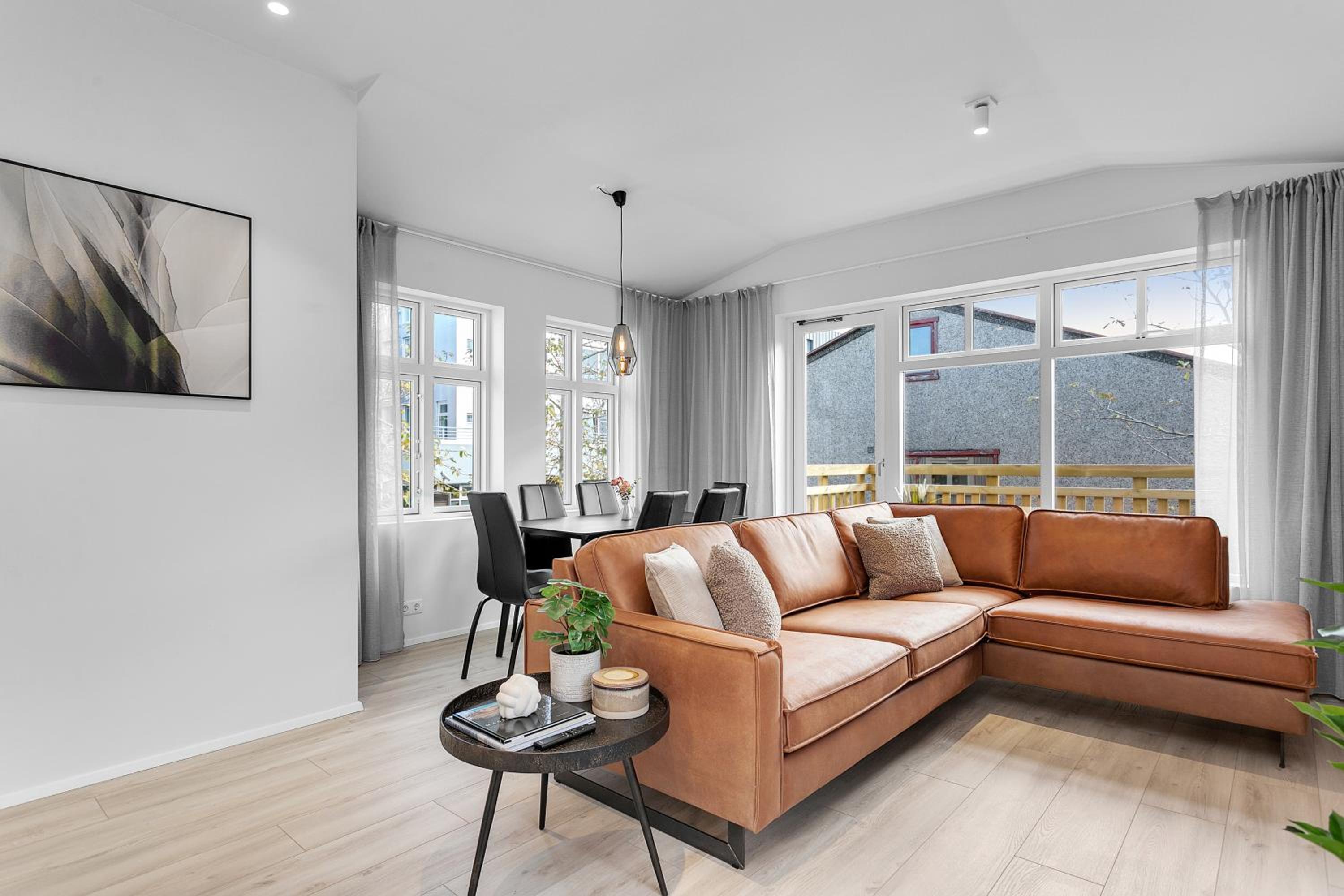 Superior Apartment