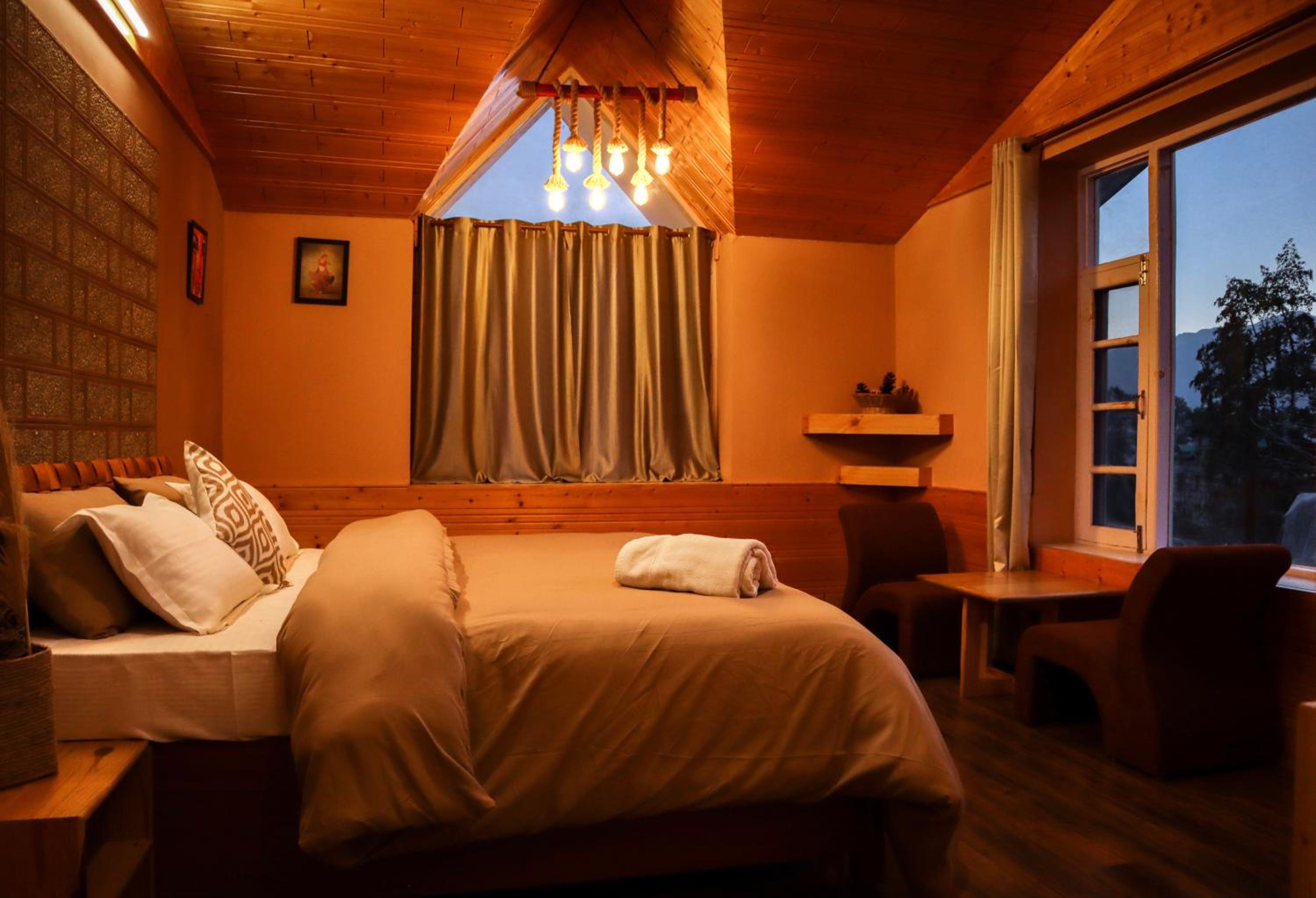 Superior King Room photo 1