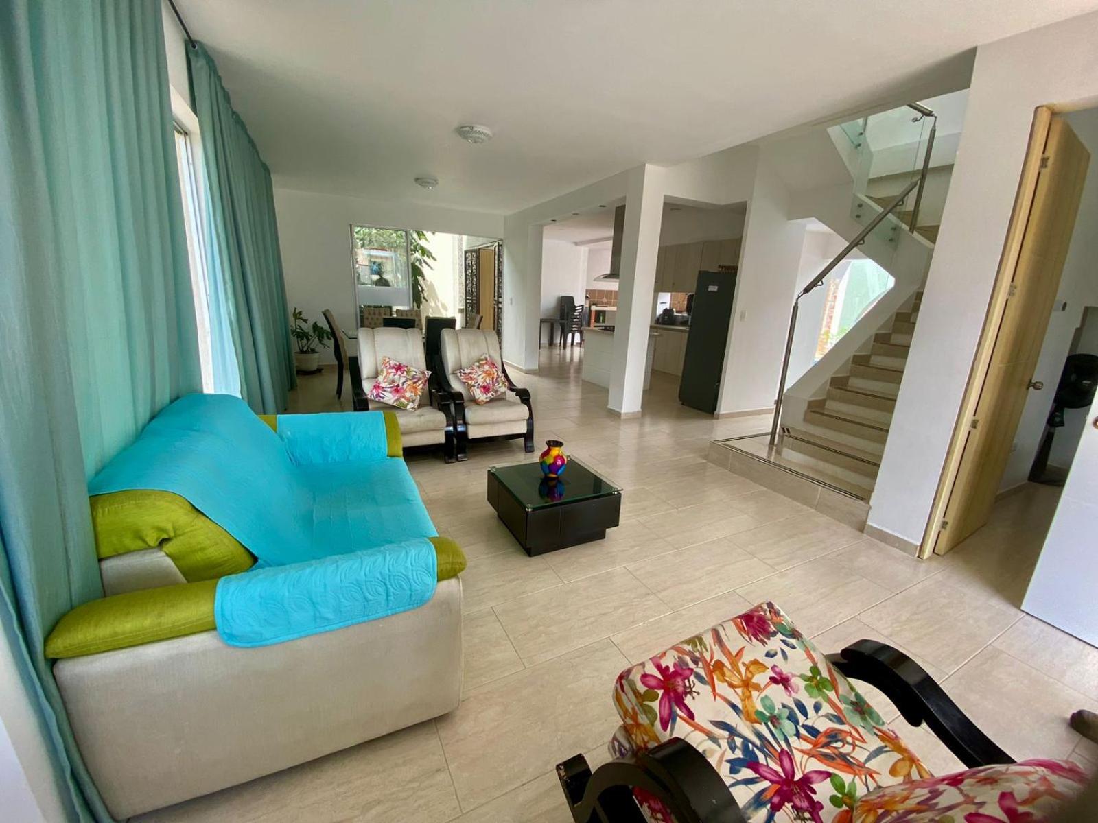 Villa photo 1