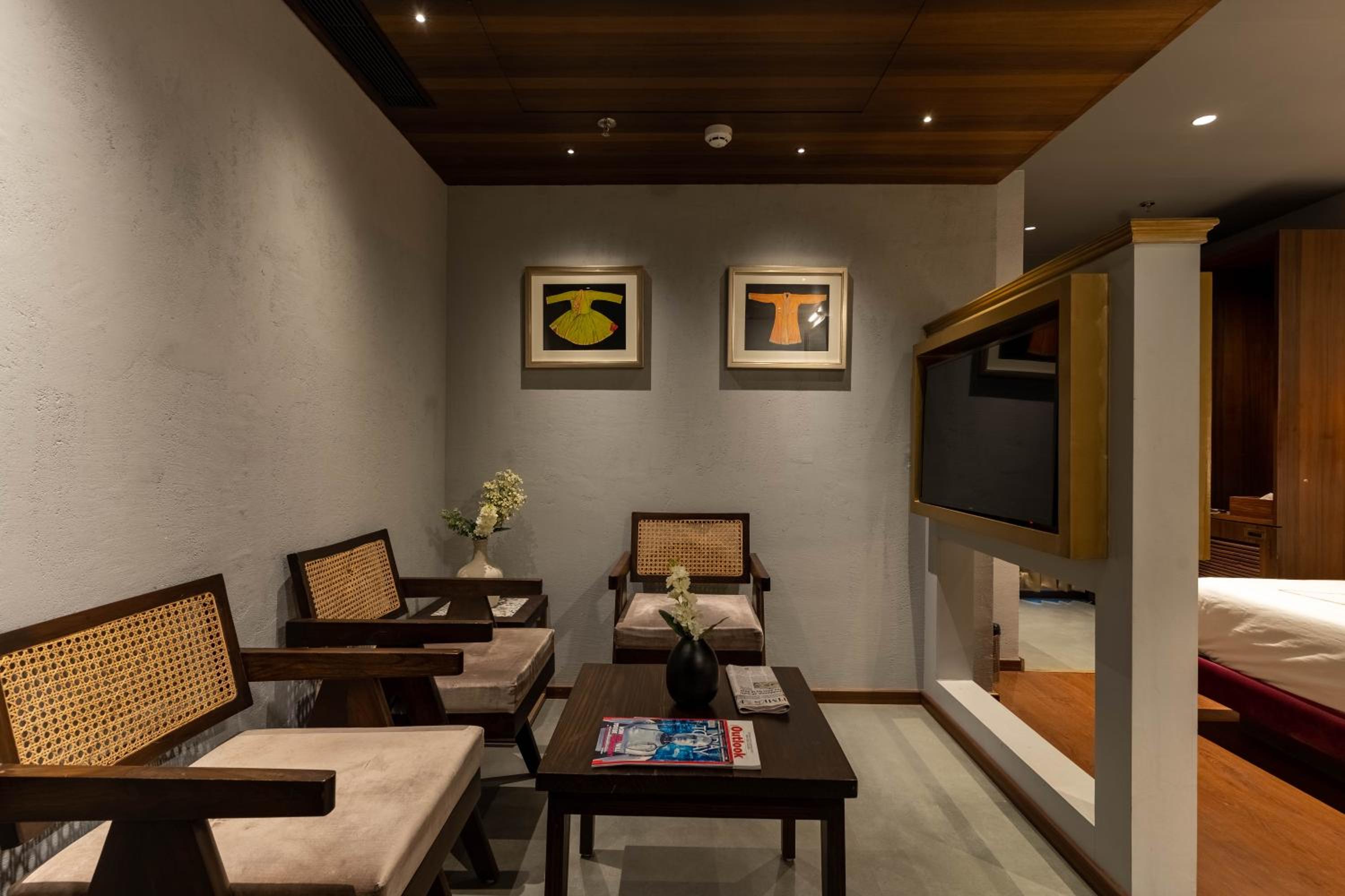 Standard King Room - Photo 1