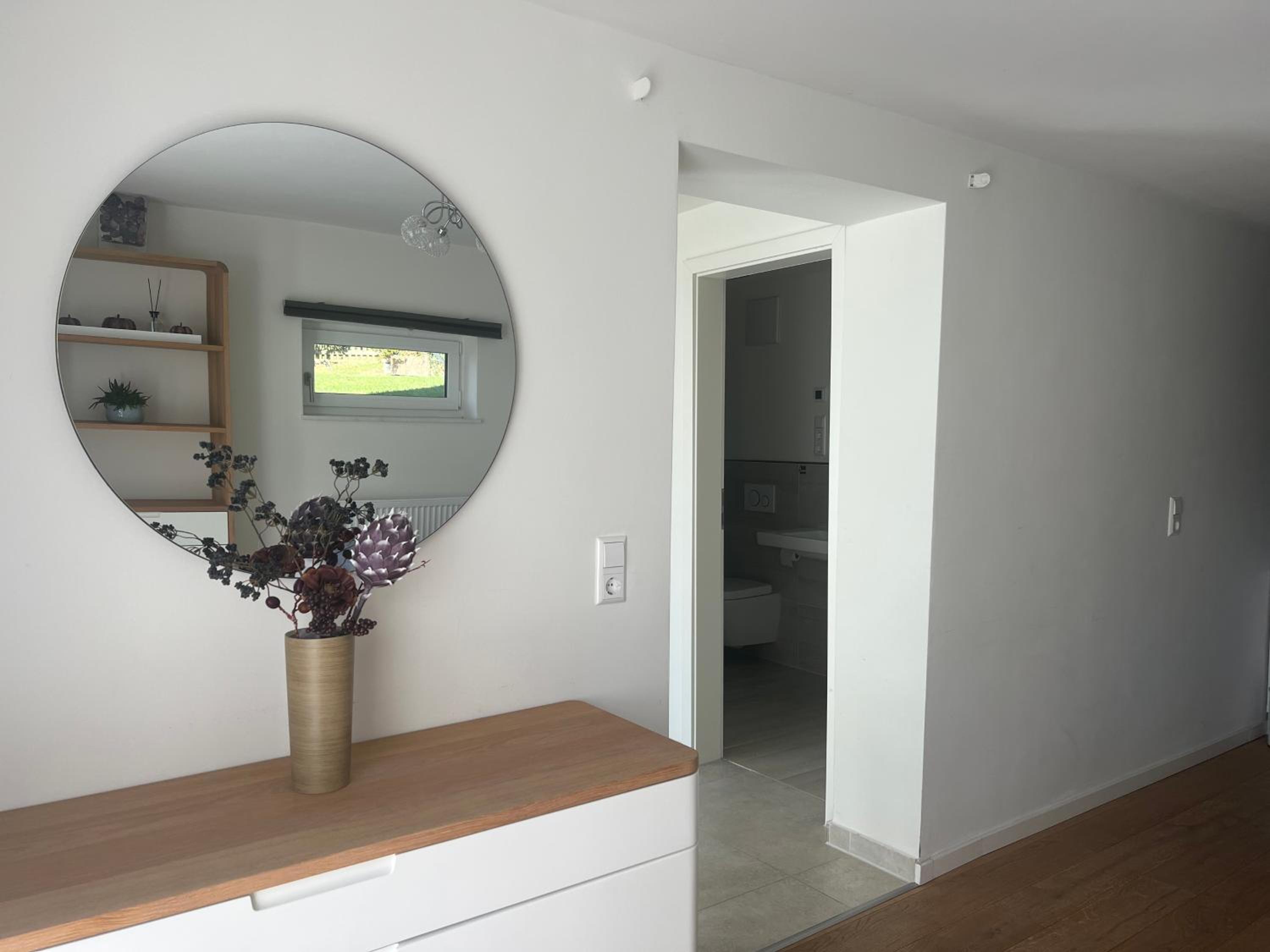 One-Bedroom Apartment - Photo 19