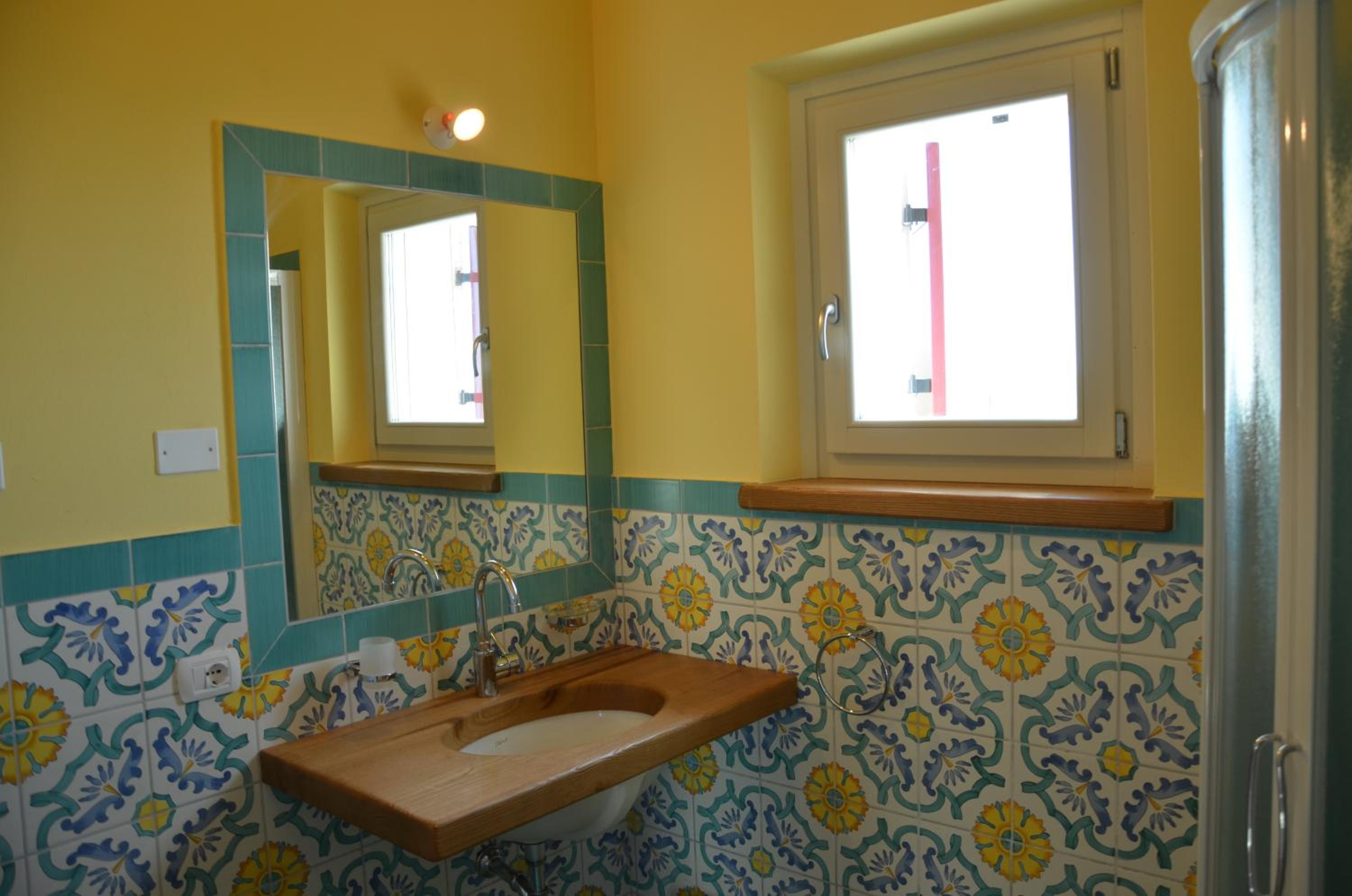 Deluxe Double or Twin Room with Balcony photo 3