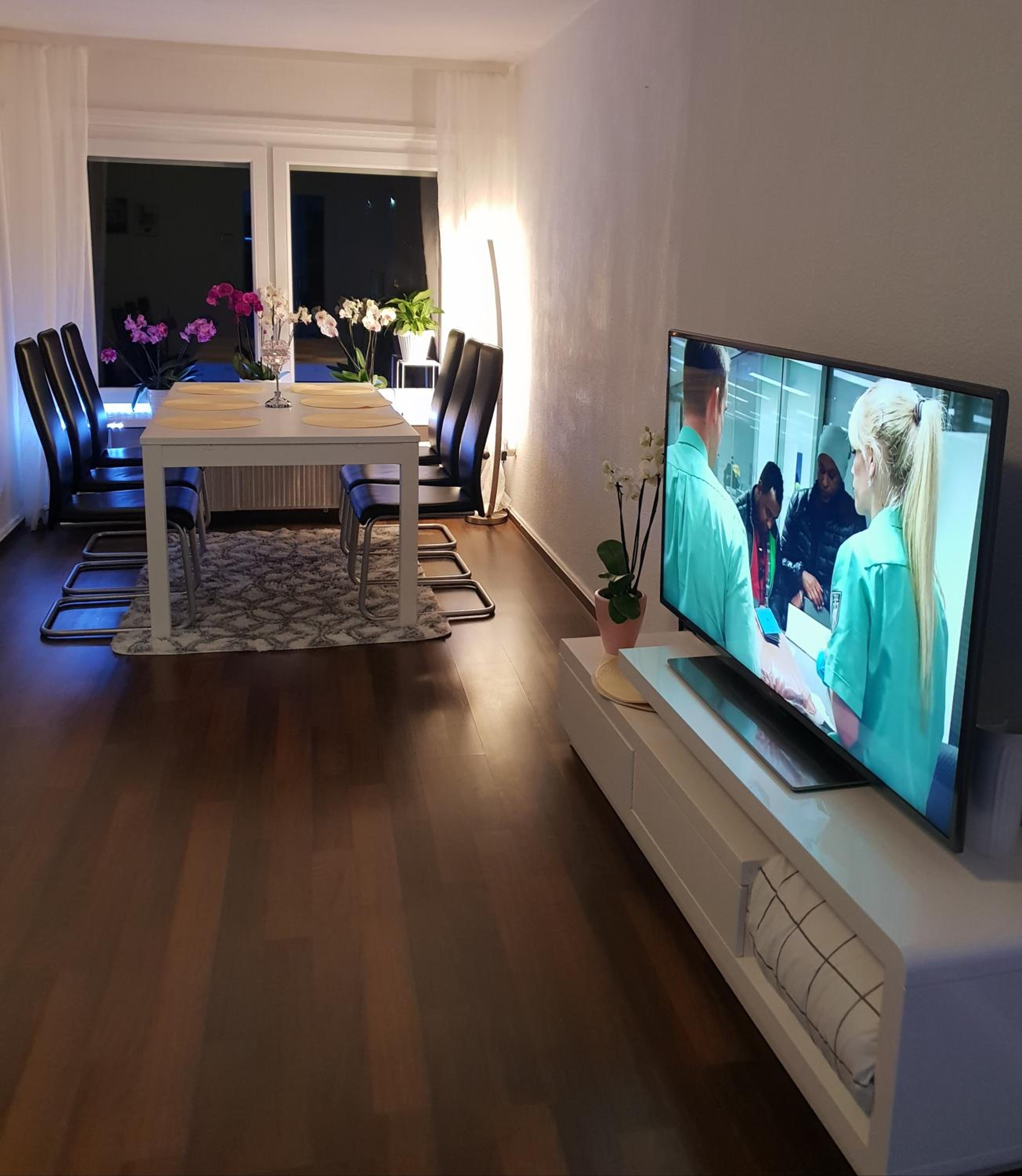 Three-Bedroom Apartment - Photo 3