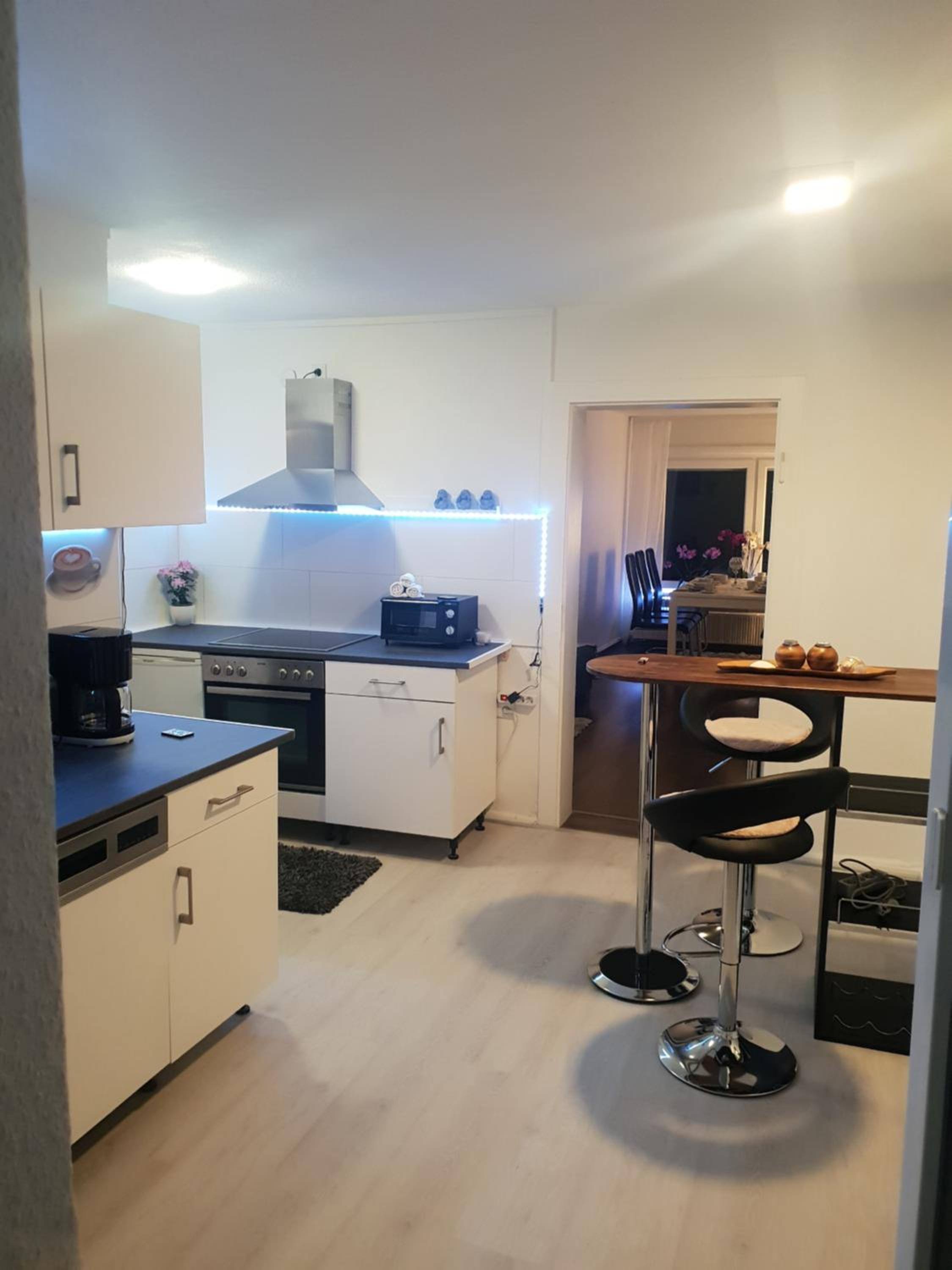 Three-Bedroom Apartment - Photo 8