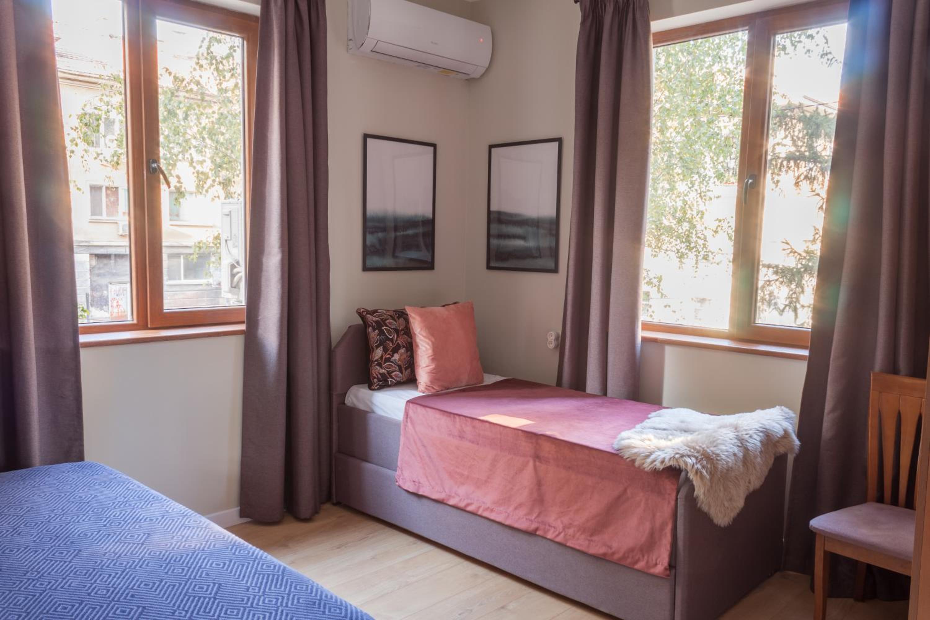 Two-Bedroom Apartment - Photo 28