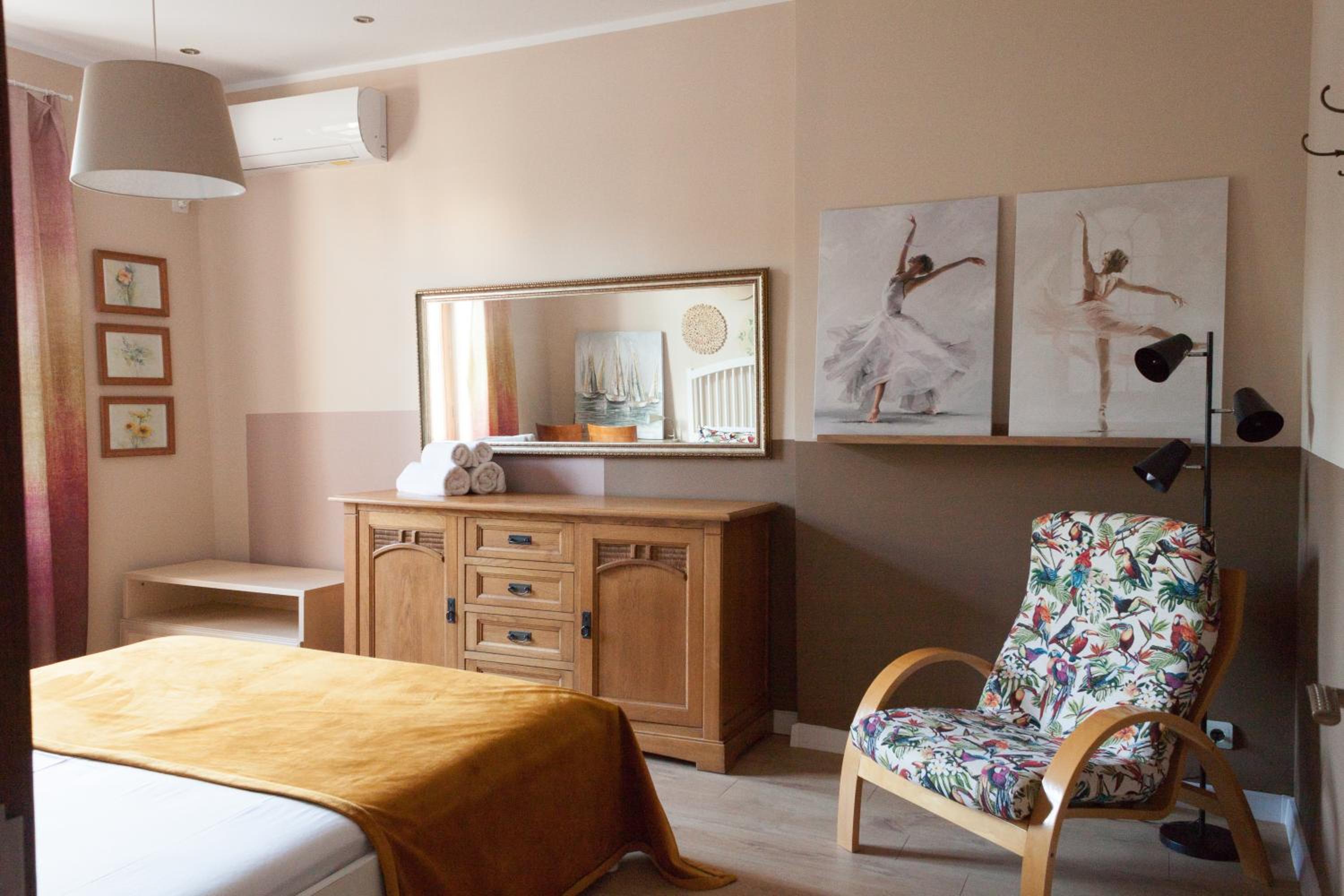 Two-Bedroom Apartment - Photo 26