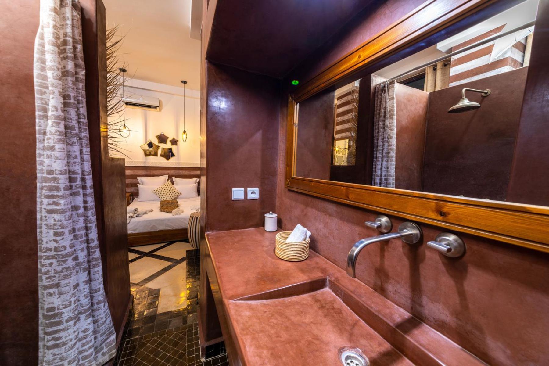 Superior Double Room - Photo 2