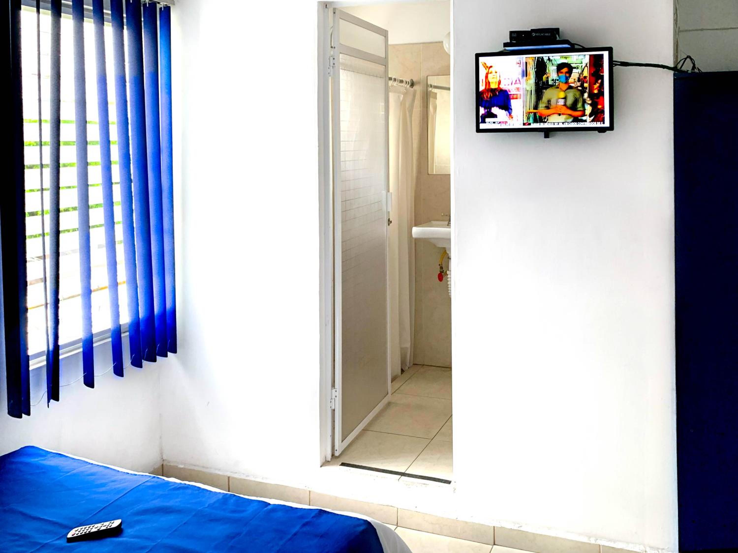 Double Room - Photo 4