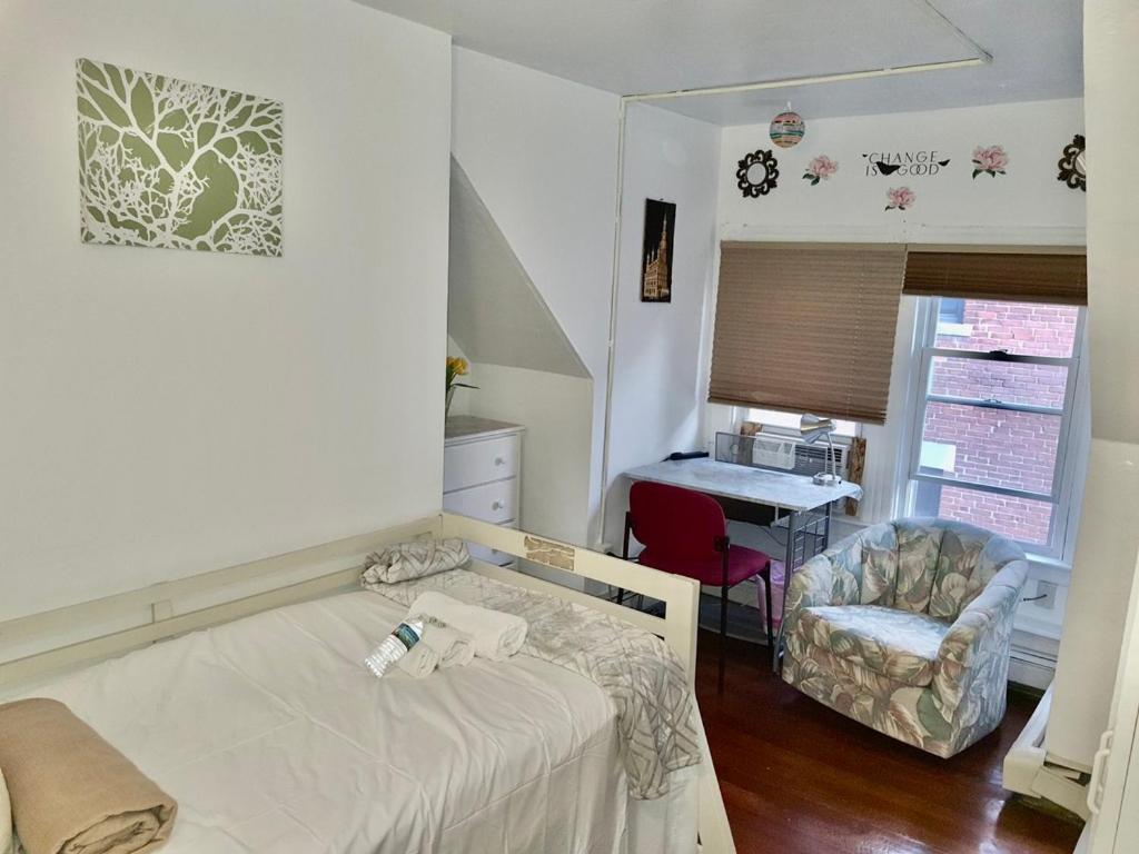 Three-Bedroom Apartment photo 1