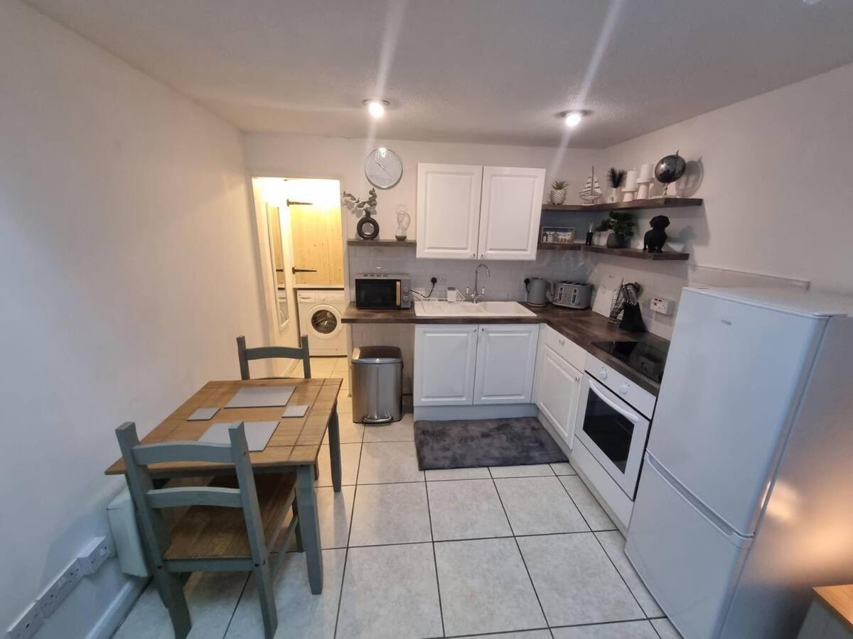 One-Bedroom House photo 2