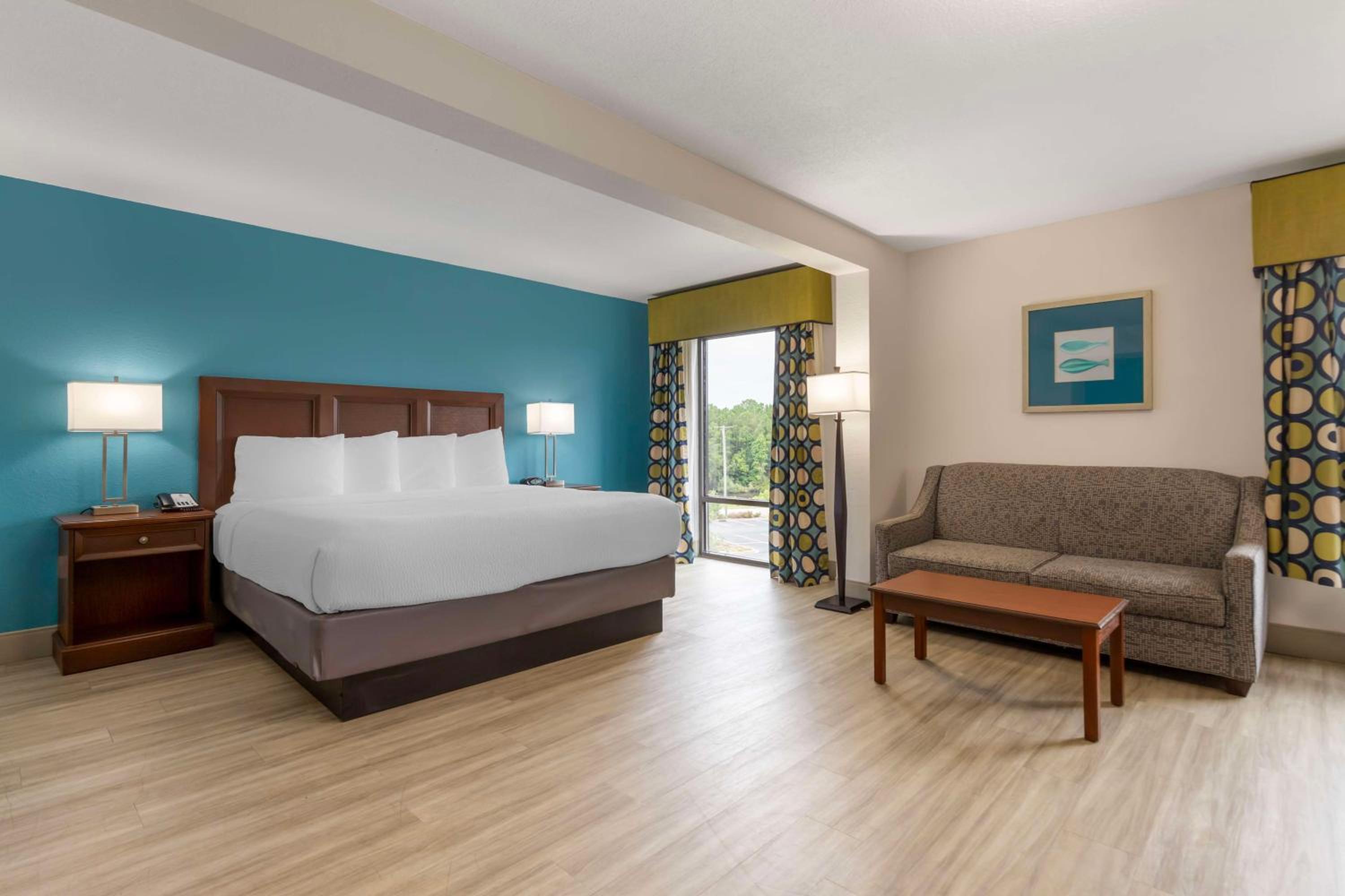 Executive King Room - Non-Smoking - Photo 1