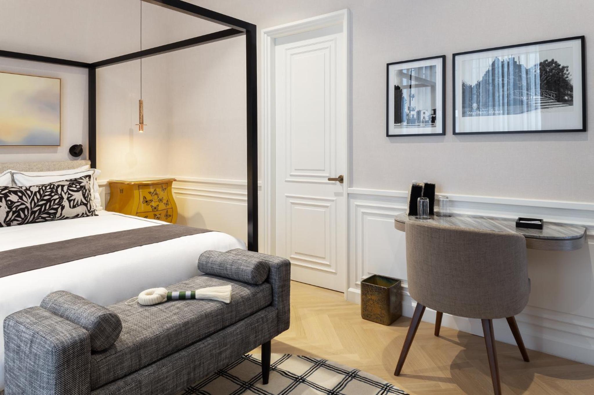 Superior King Room - Photo 4