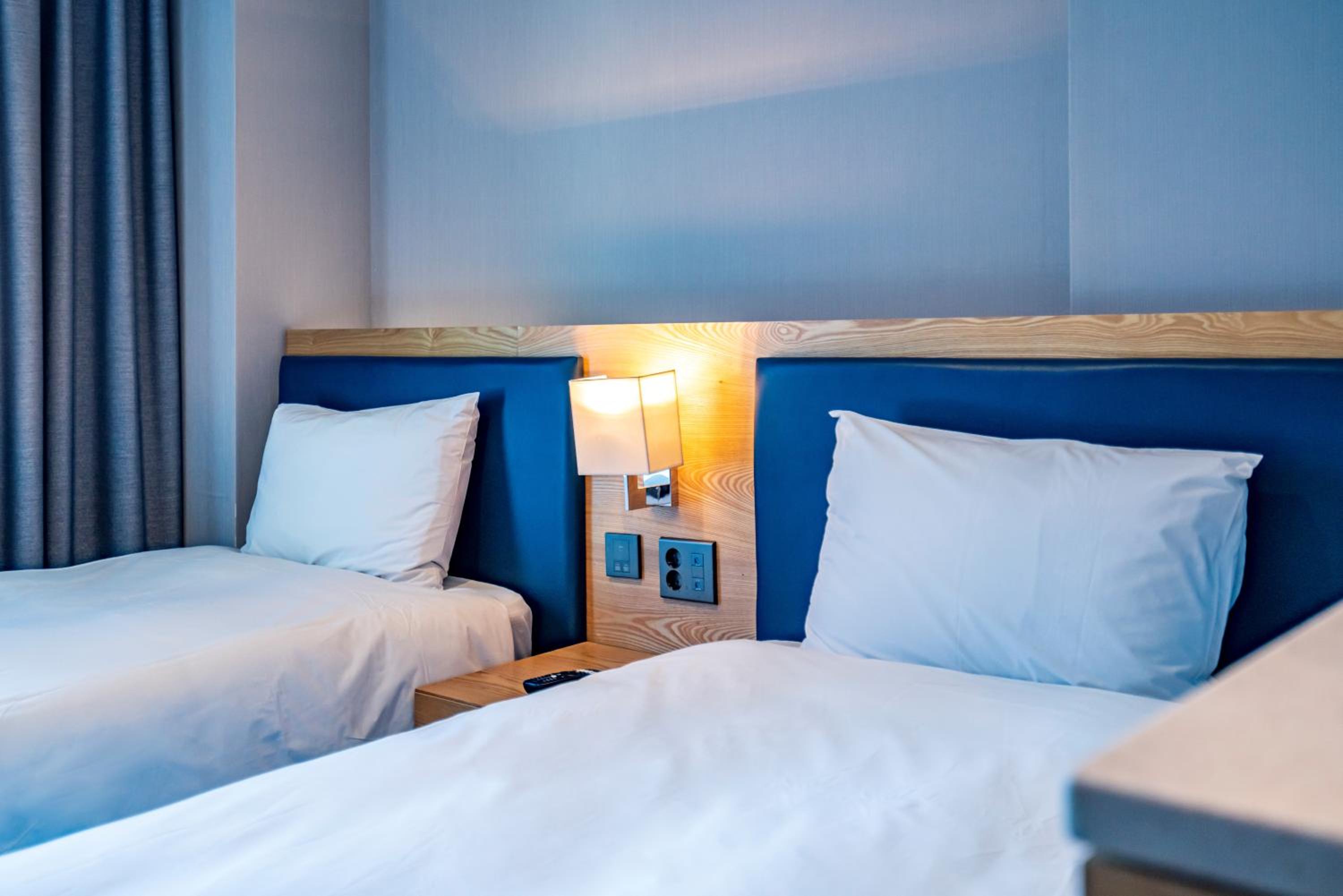 Superior Twin Room - Photo 3