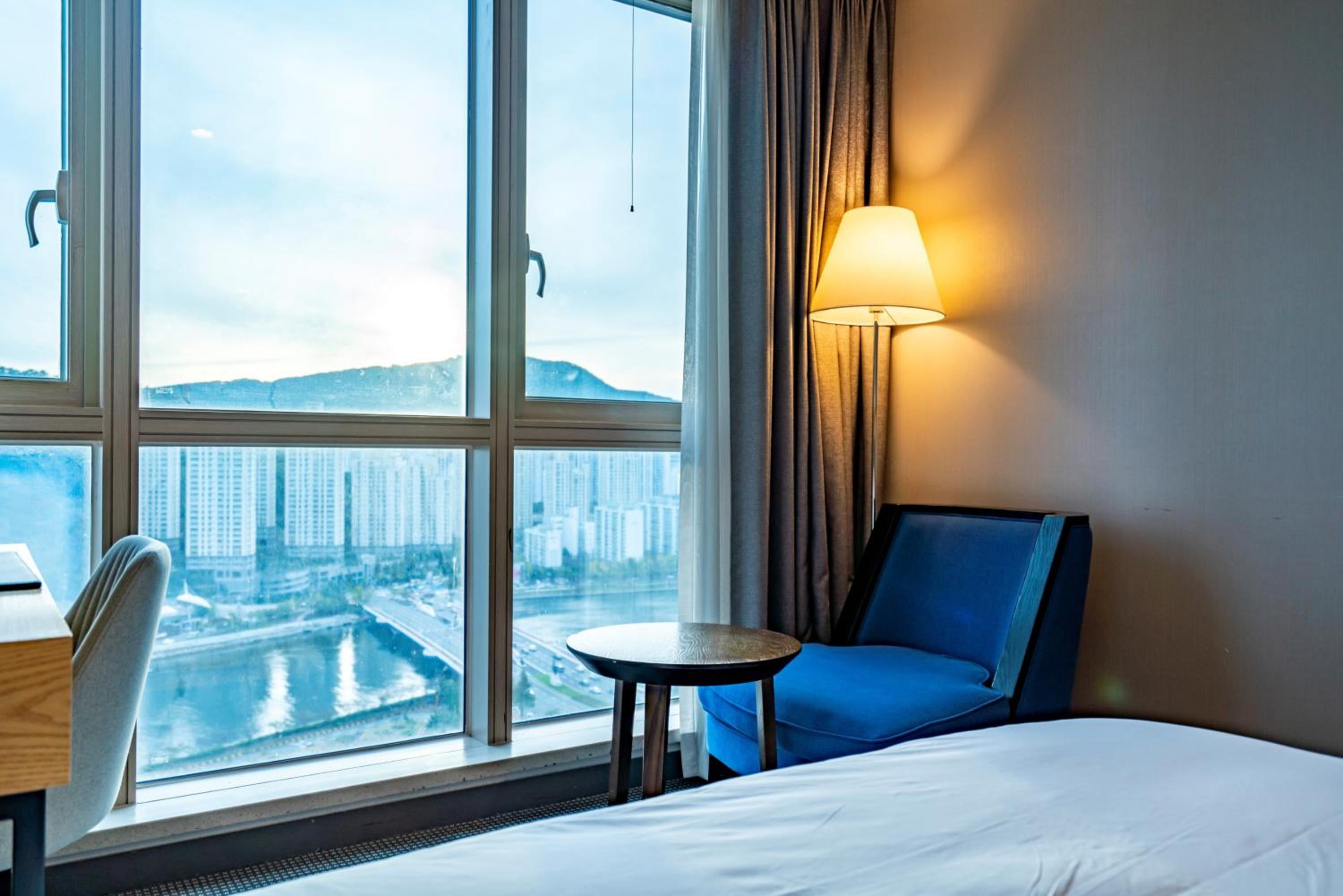 Deluxe Twin Room - Photo 3