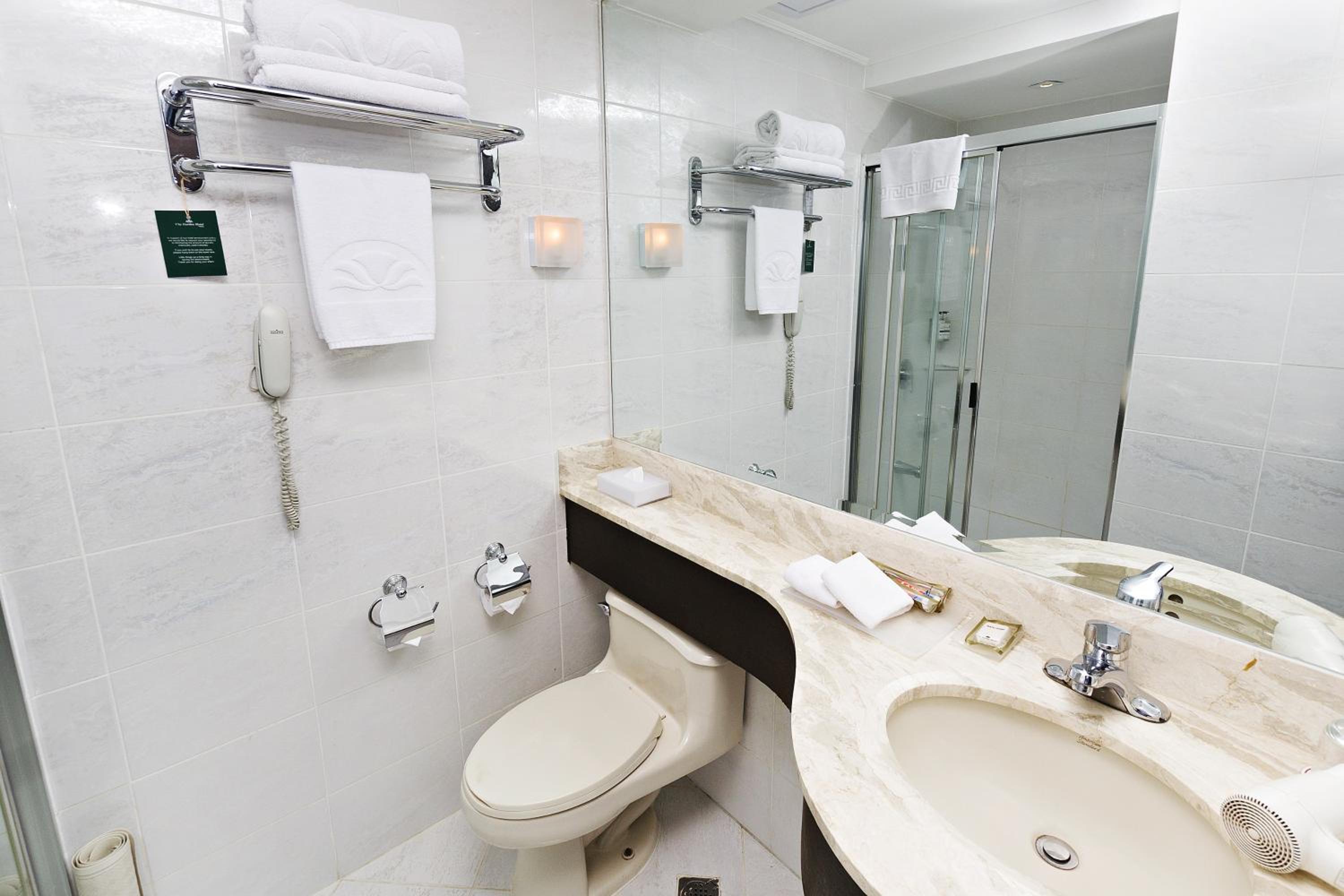 Executive Queen Room - Photo 4