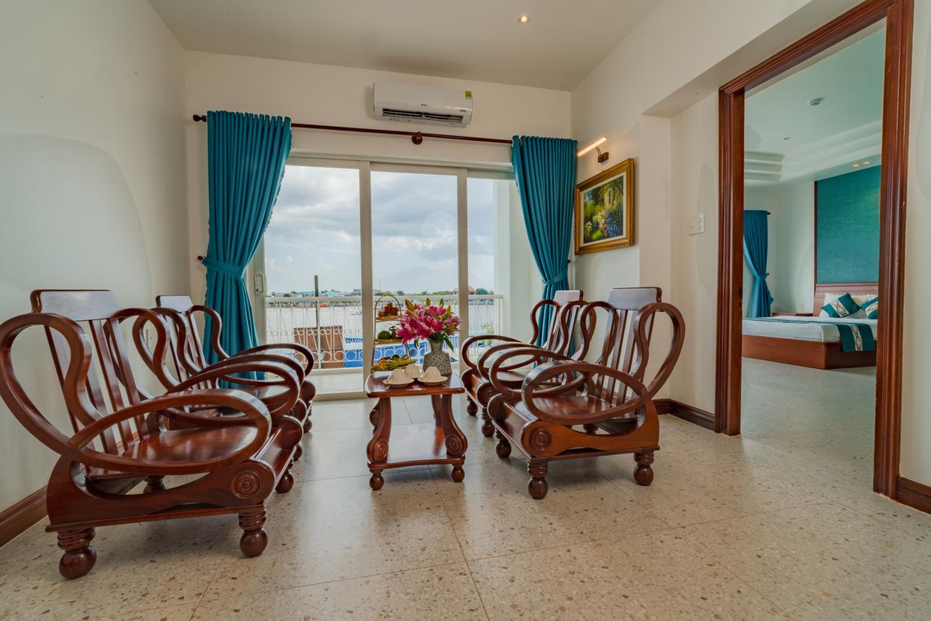Deluxe Triple Room photo 1