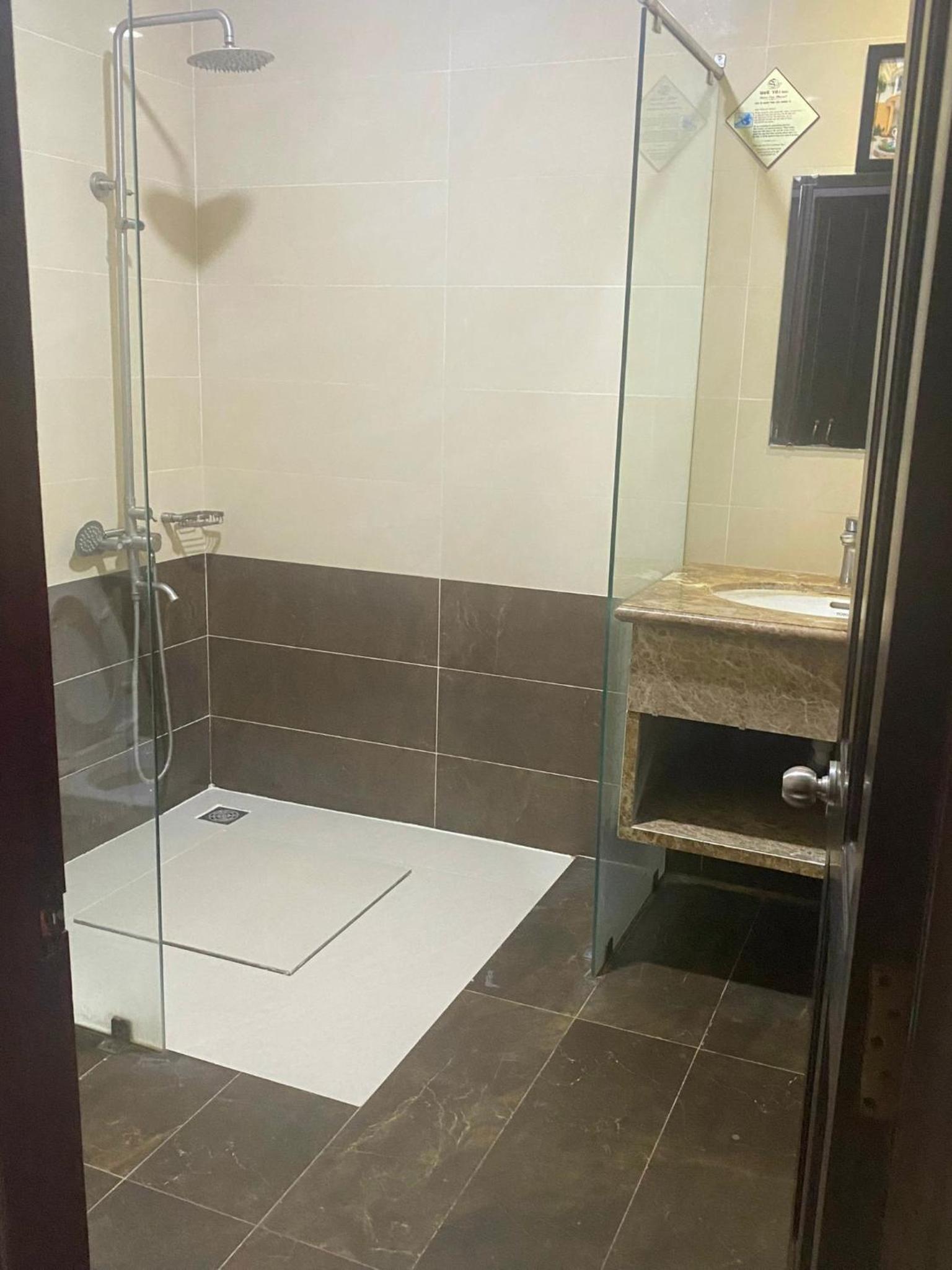 Superior Twin Room - Photo 8
