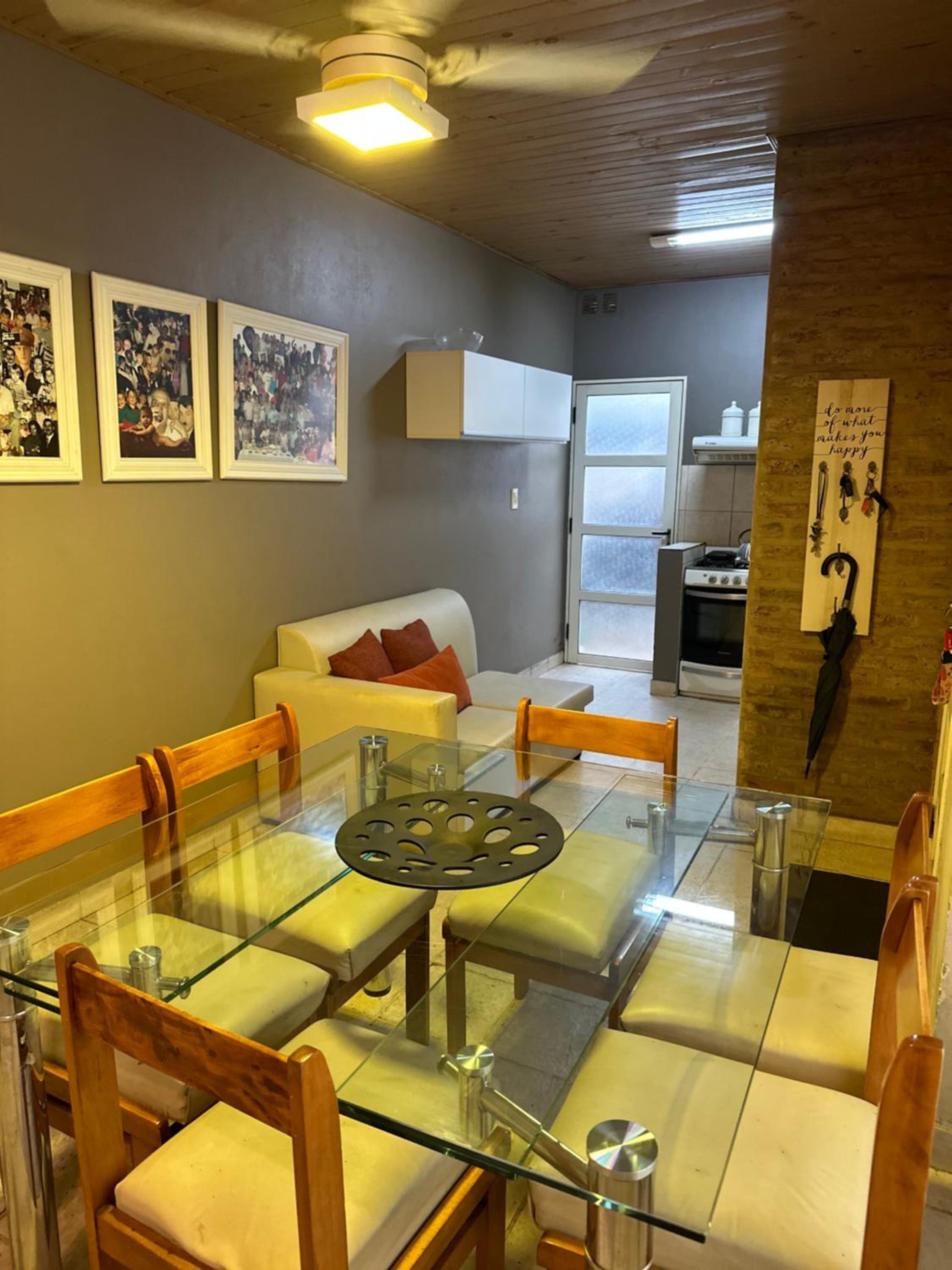One-Bedroom House photo 3