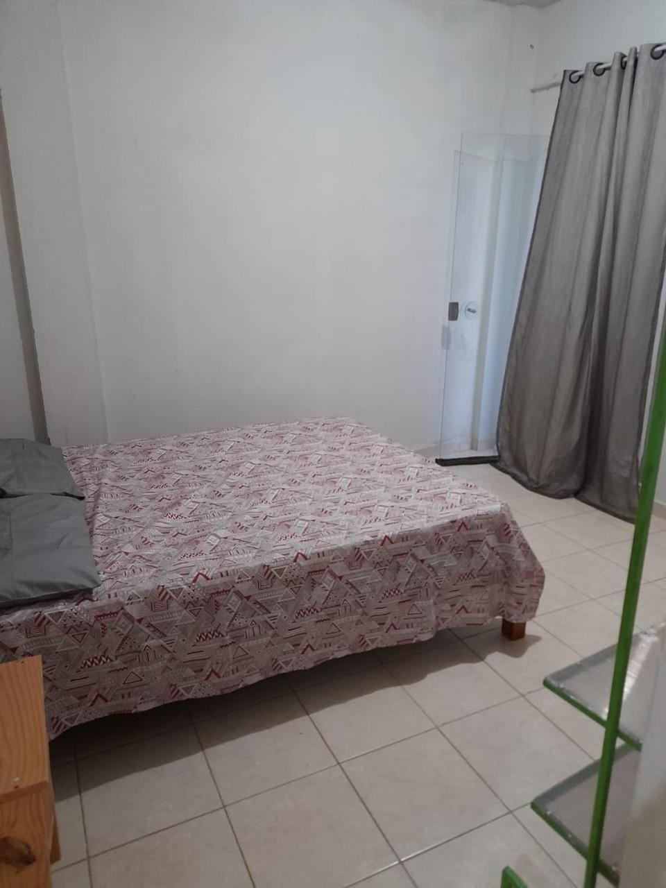 Three-Bedroom House photo 3
