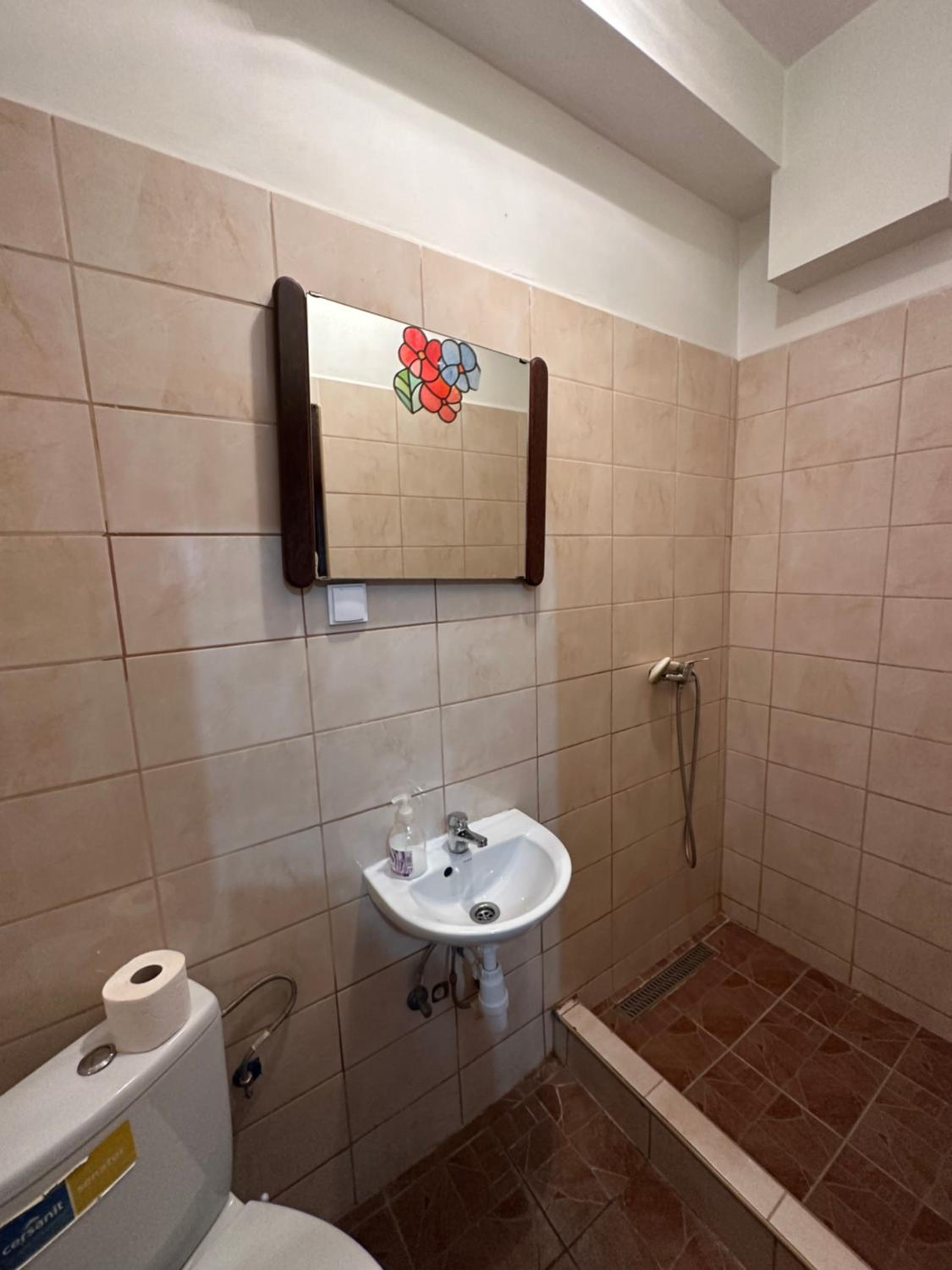Triple Room with Bathroom photo 2