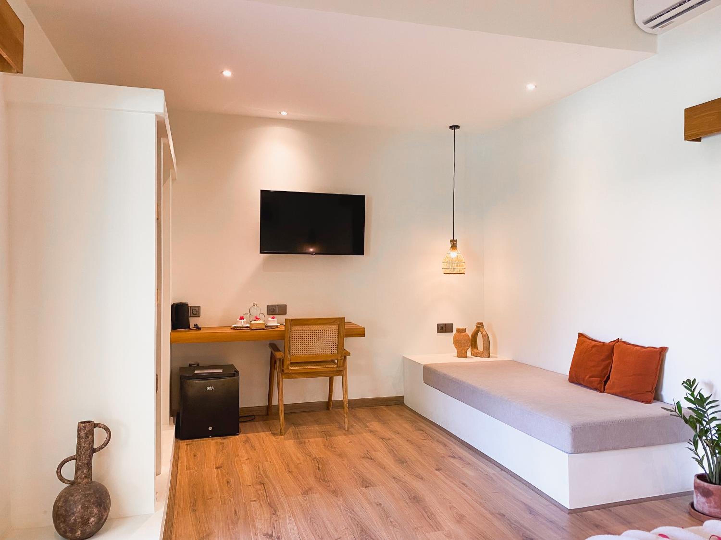 Deluxe Double Room photo 2